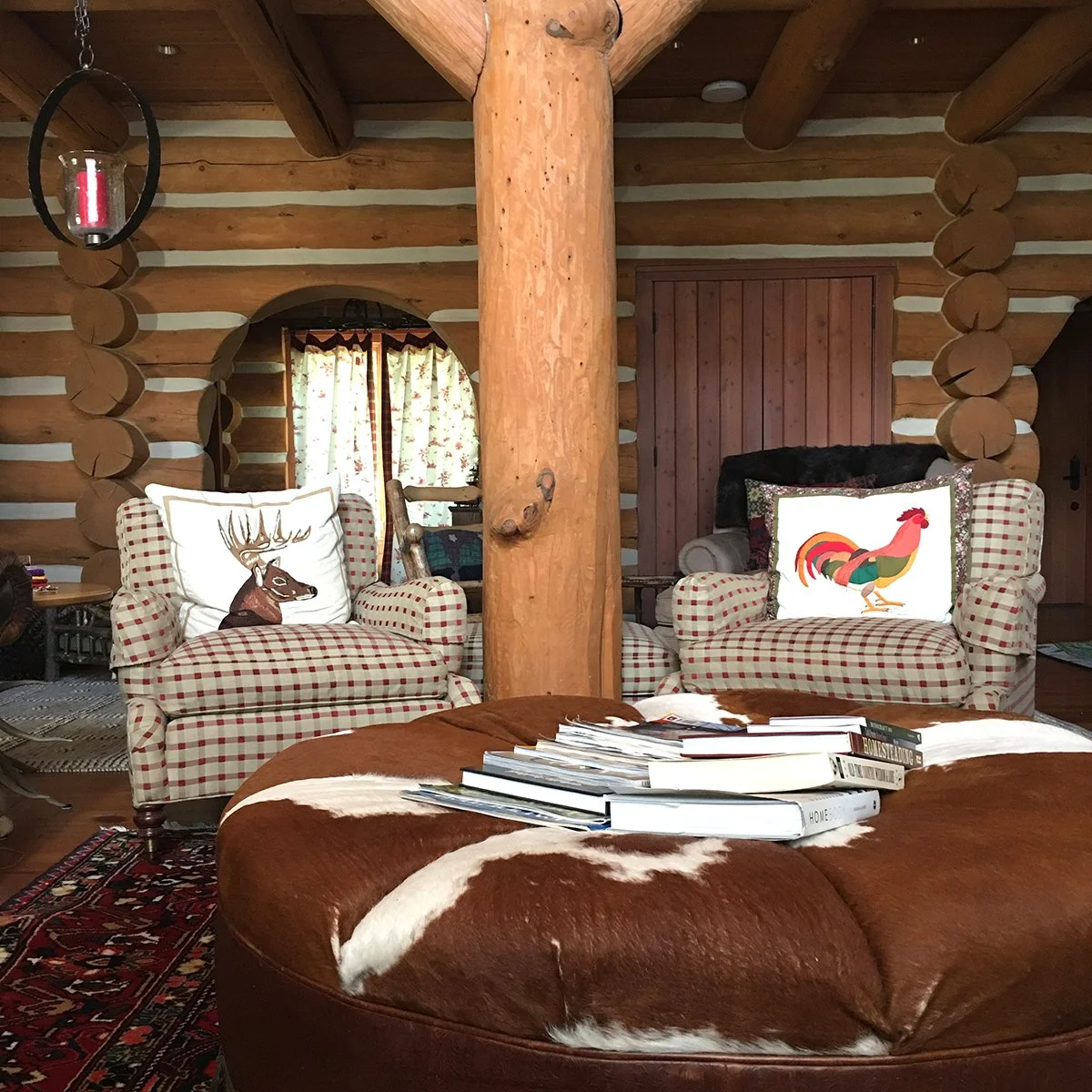farm house sitting room, log cabin