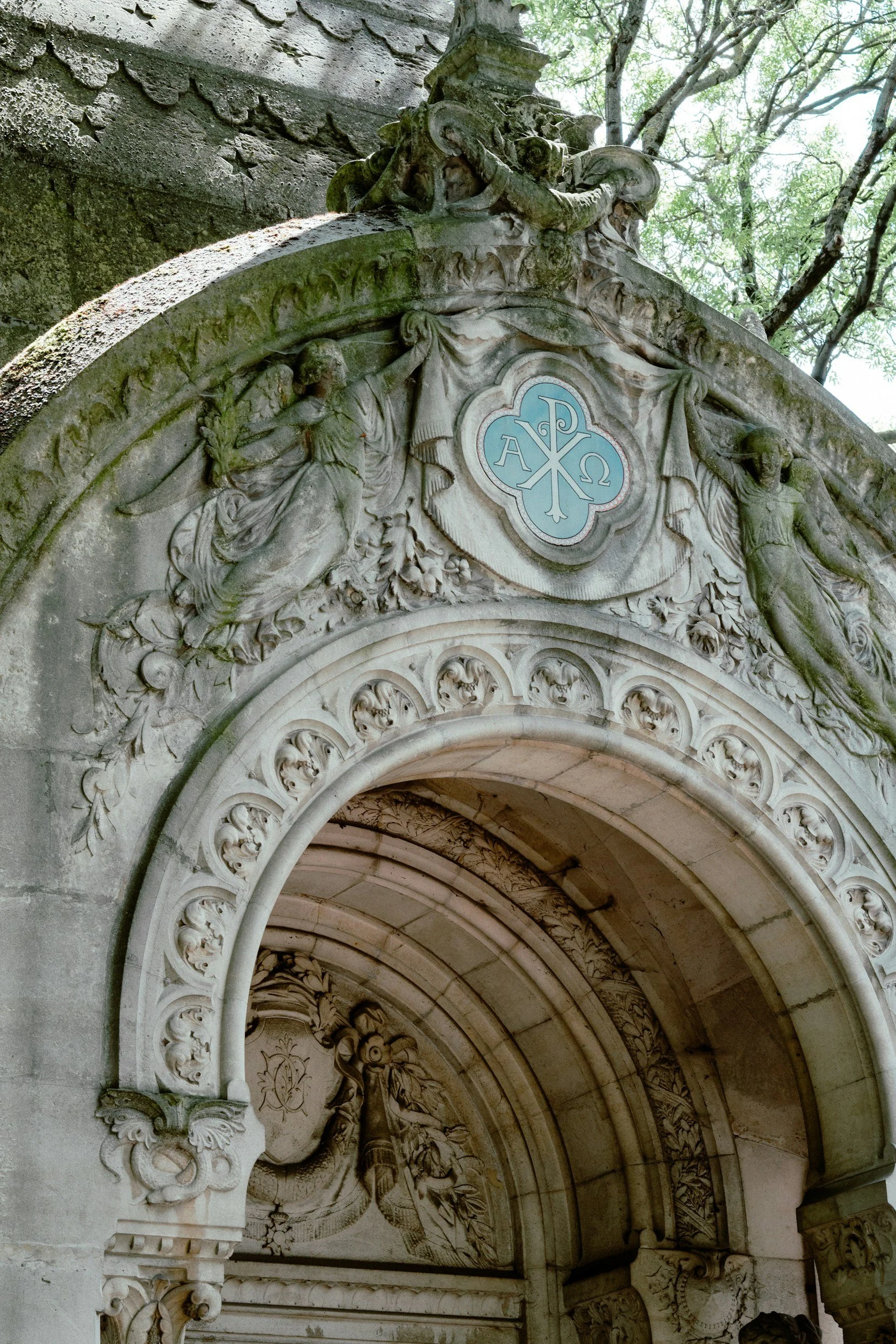 MonuMint restoration hero