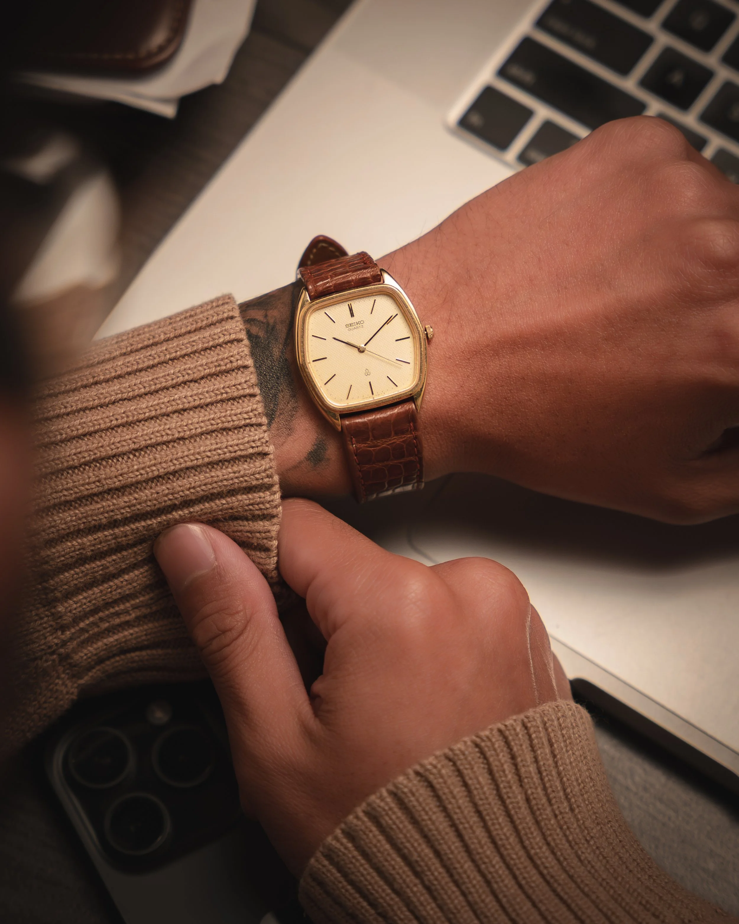 Drop 21 wrist-3942.jpg