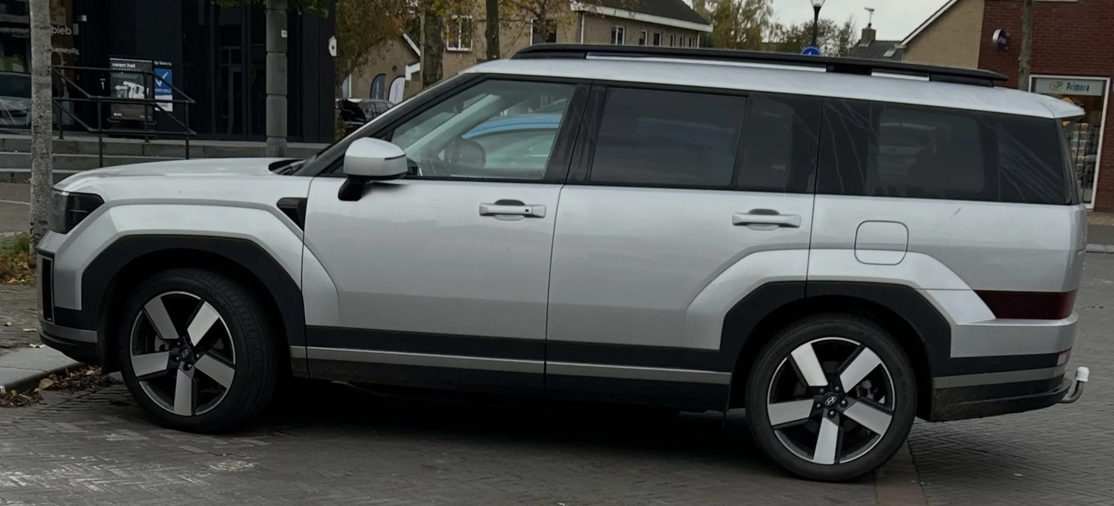 Van sardientjes in blik naar comfortabel reizen: onze Hyundai Santa Fe ervaring