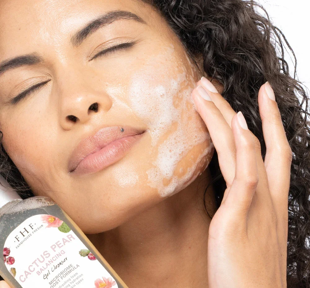 Cactus-Pear-Cleanser-5.webp