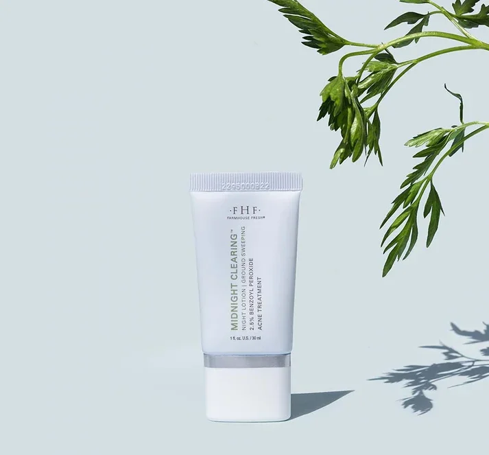 Midnight-clearing-night-lotion-1_c565dc14-450e-4d13-9d9c-9943fd880de1.webp