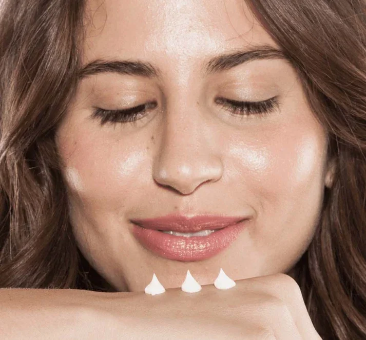 Coconut-Cream-Shea-Hand_2.webp