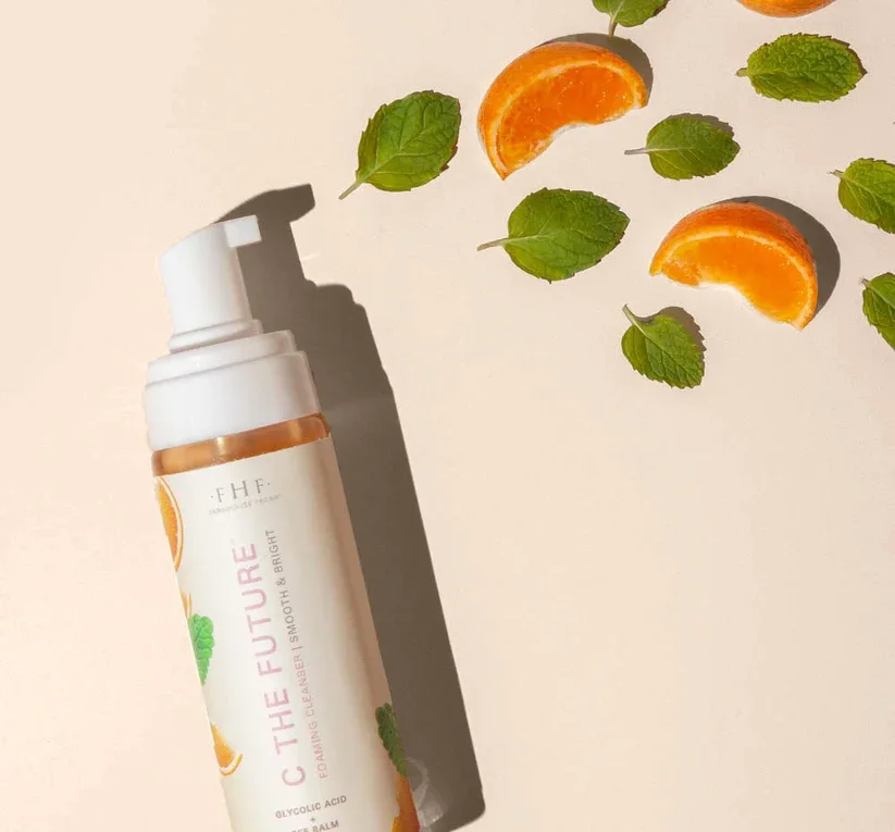 C-the-Future-Foaming-Cleanser-2_a_1.webp
