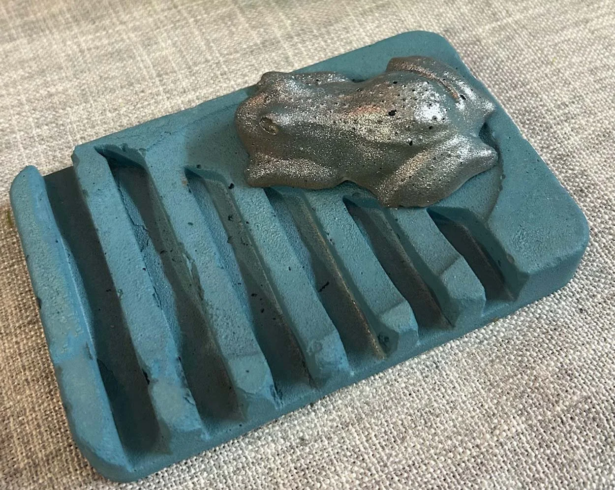 Teal and Silver Frog2.jpg