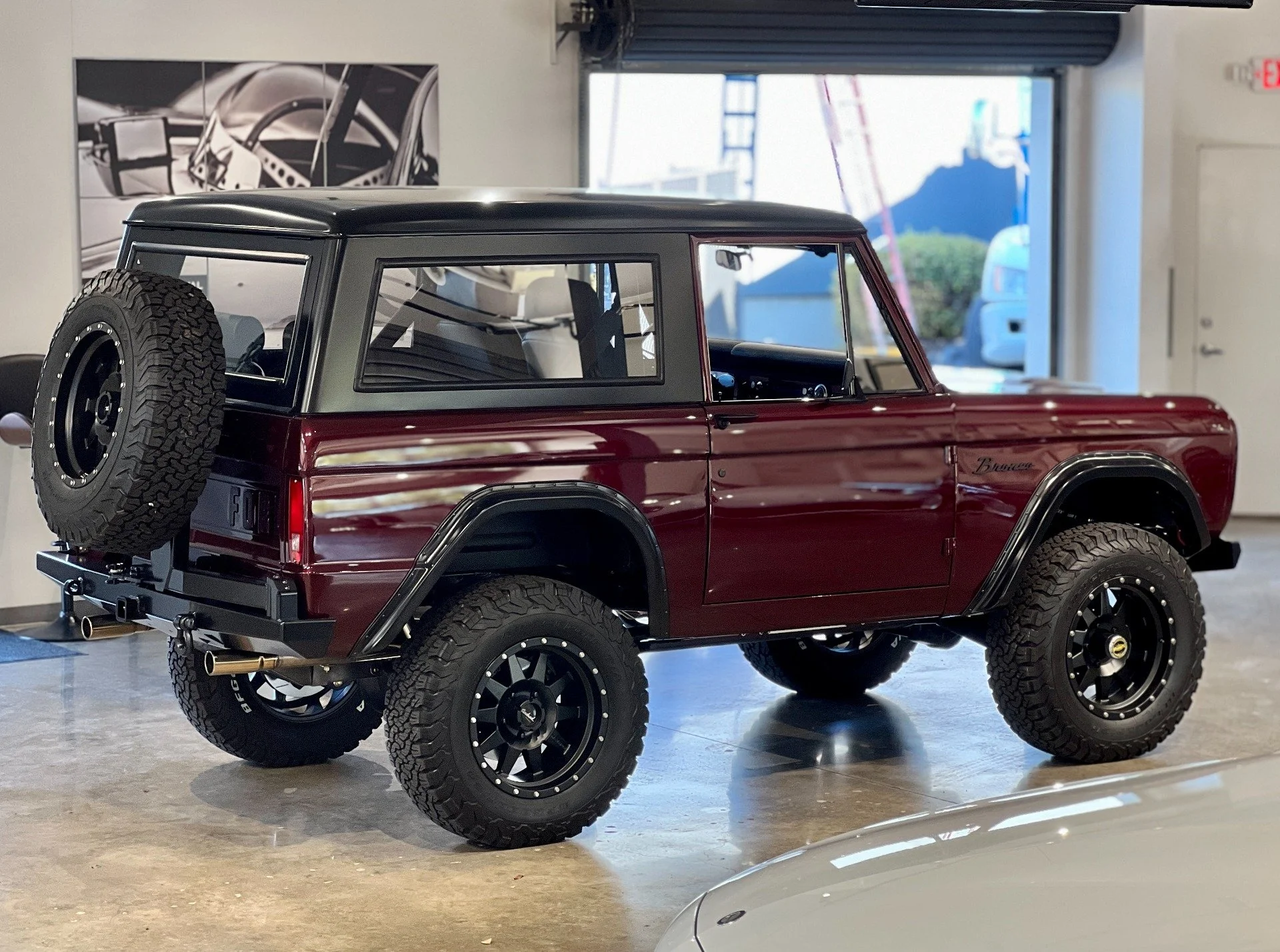 Used-1973-Ford-Bronco-Kindred-Motorworks-Trail-Edition-1734634663.jpg