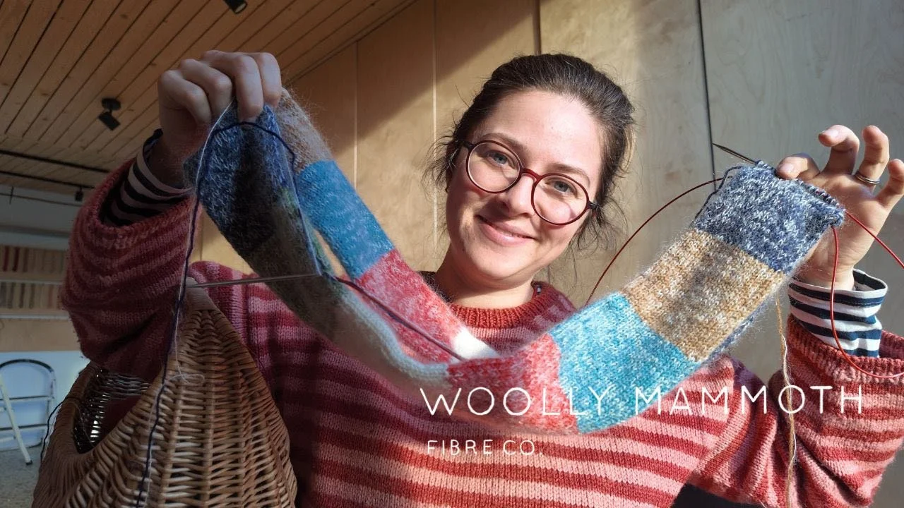 New vlogmas episode on YouTube! 🕯️🎄🤶✨