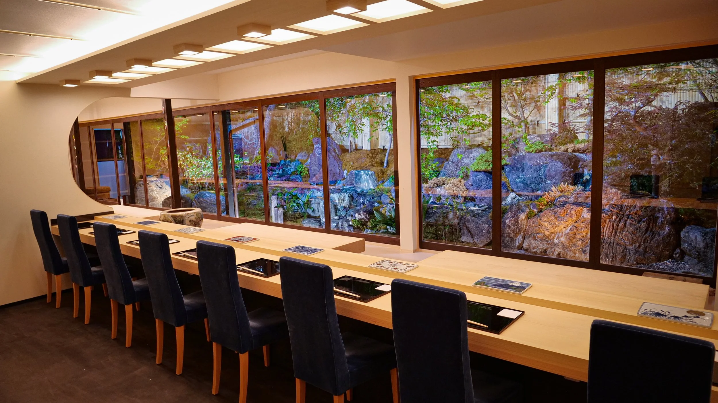 interior_1.JPG