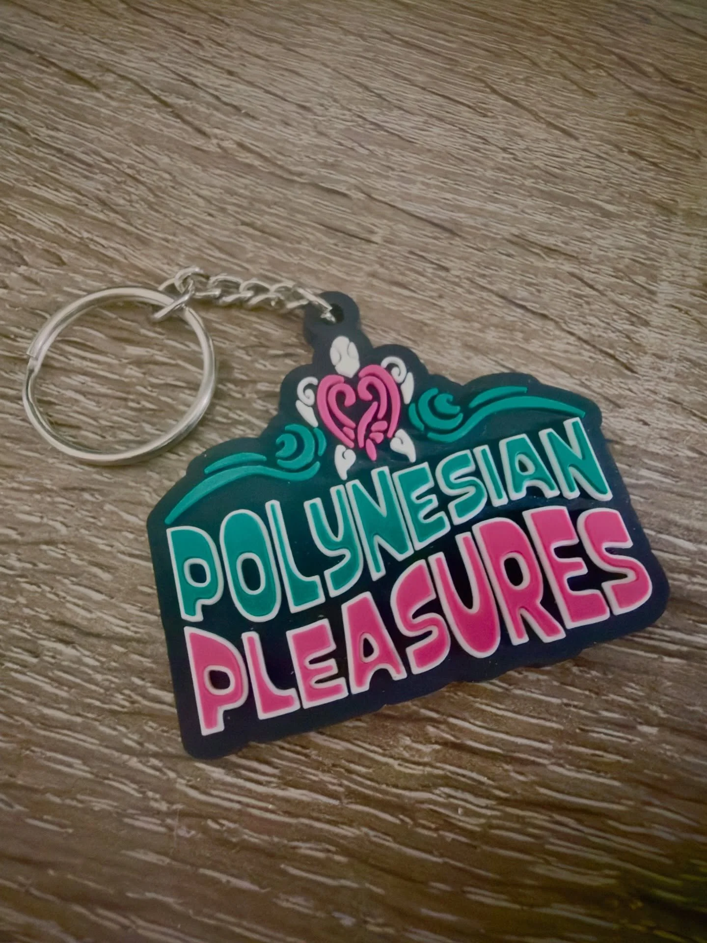 Lowkey on your keys&hellip;
highkey a whole vibe 🌺👀🔥

#PolynesianPleasures #TikiVibes #IslandEnergy #IfYouKnowYouKnow #TropicalHeat BrandLife ExoticVibes