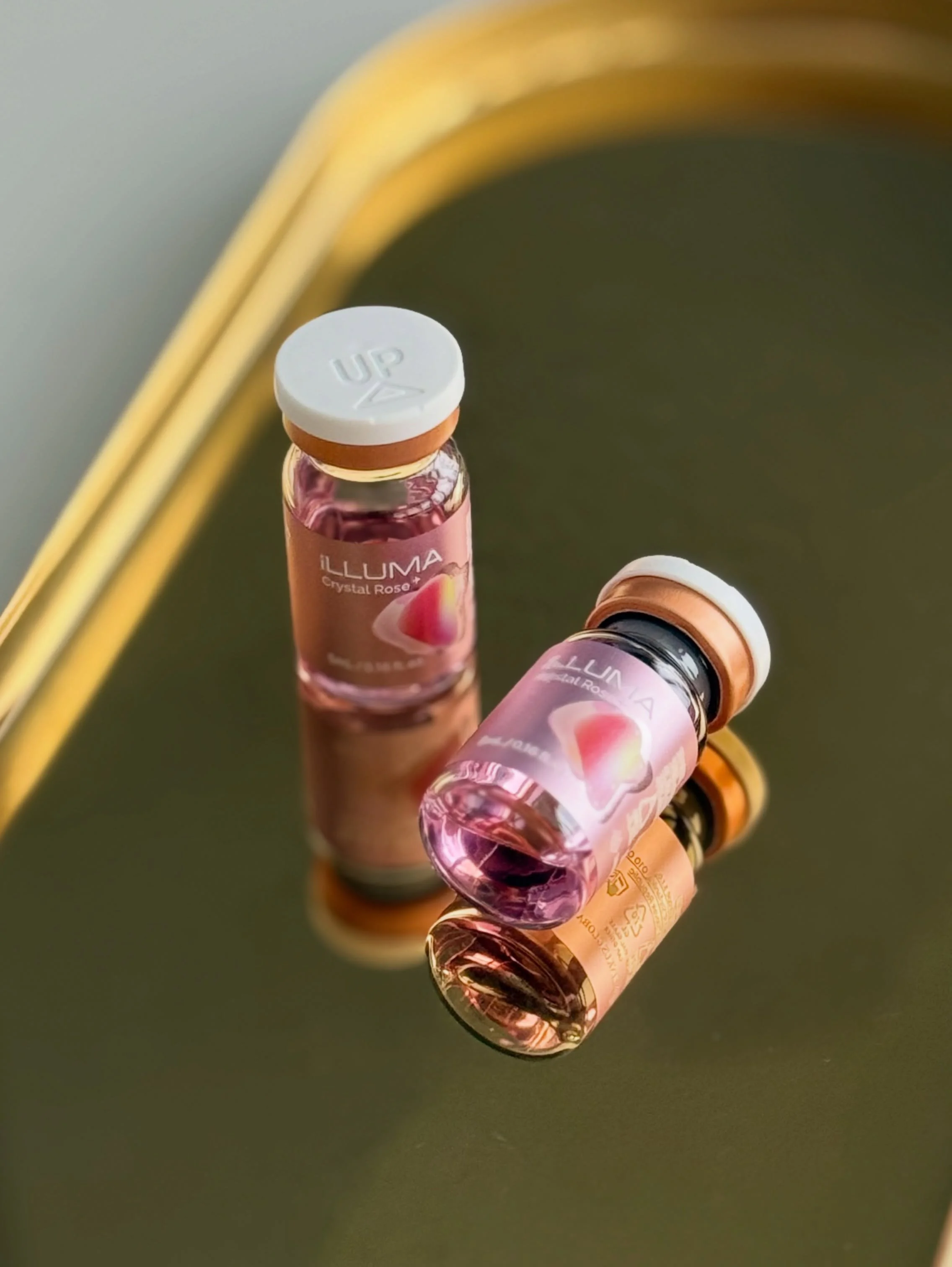 What if your microneedling treatment could do more than microneedling alone? 🌹

This is iLLUMA Crystal Rose, and it&rsquo;s one of those boosters that immediately caught my attention.

PN + Hyaluronic Acid + Peptides + Glutathione + 53 active ingred