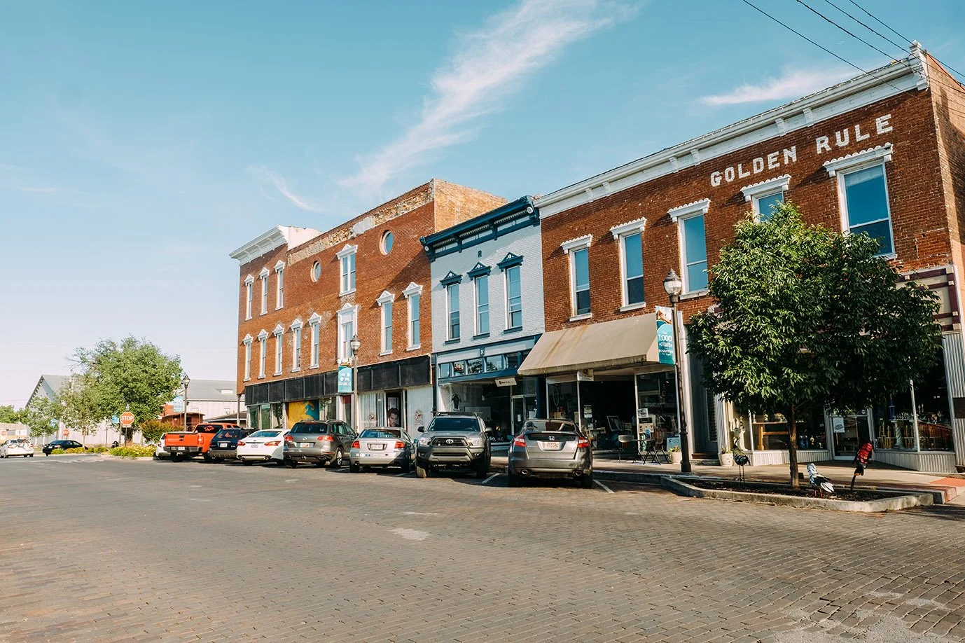 Downtown Rogers Arkansas showcasing mobile detailing services in Rogers