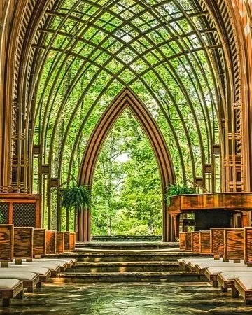 Bella Vista Arkansas Chapel showcasing mobile car detailing in Bella Vista