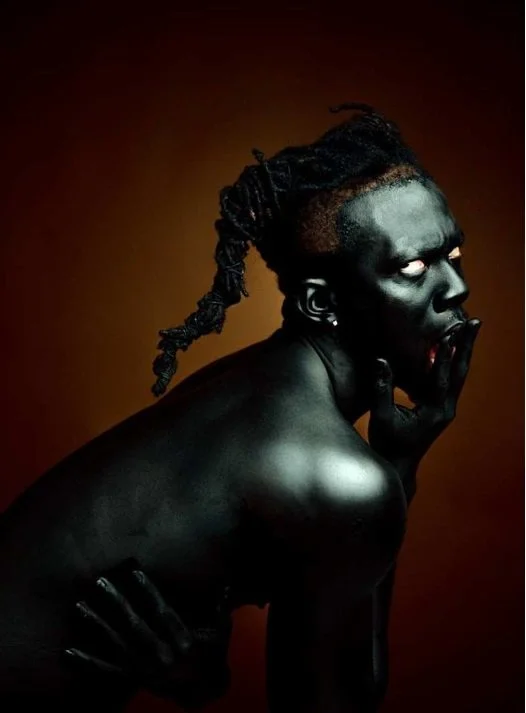 16 Threads Catalogue