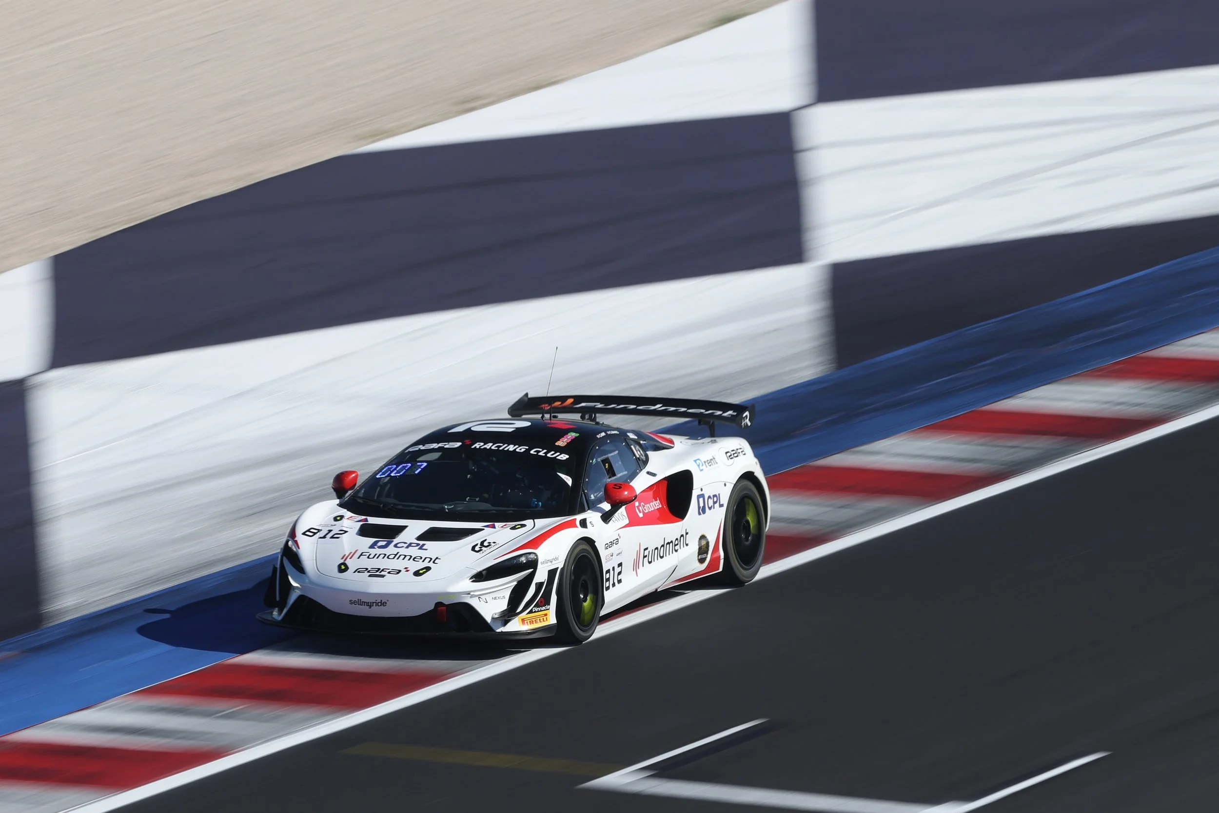 DAVIES &amp; HART TAKE 3RD IN GT4 WINTER CAMPAIGN