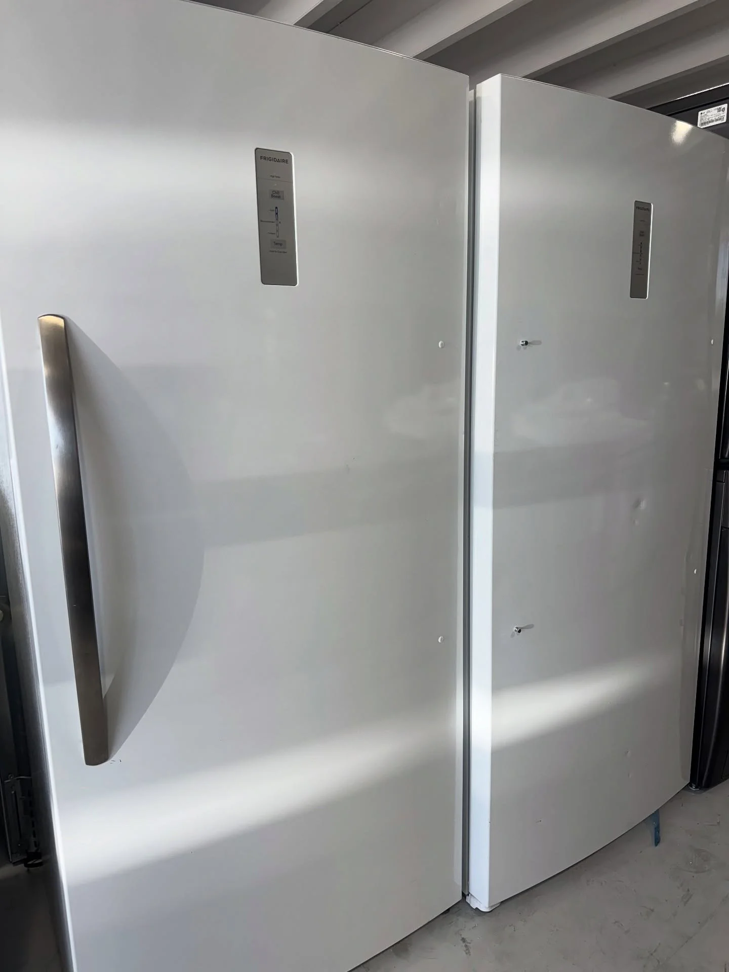 🌟Huge Savings on Scratch and Dent Appliances🌟
A wide variety of fridges and freezers to choose from by all of your favorite brands! Come by and check out the savings!! 💵
✅ Up to 60% off retail price!
 🔧 1-Year Warranty Included
🚚 Delivery, I