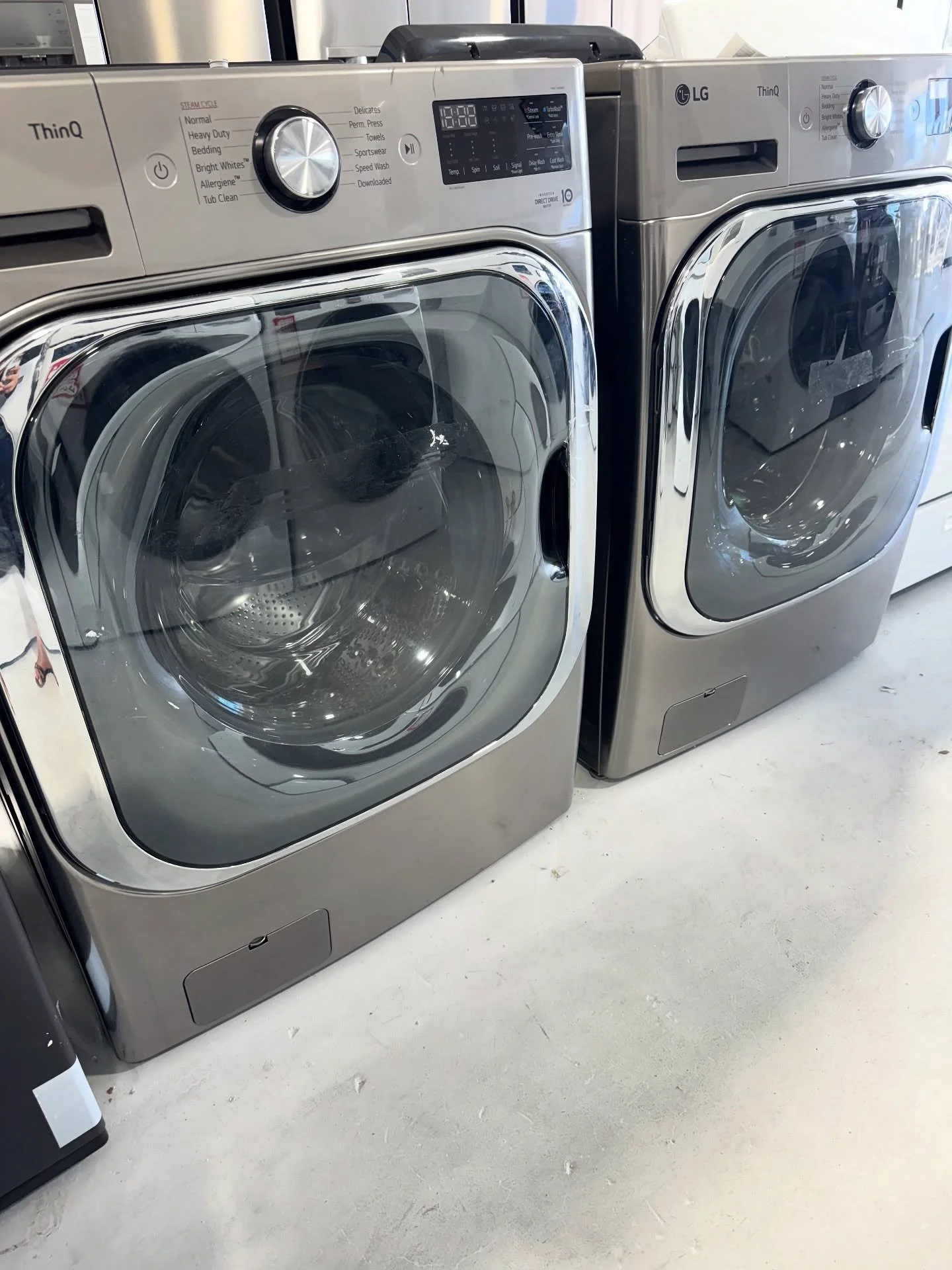 🌟Huge Savings on Scratch and Dent Appliances🌟
A wide variety of washers to choose from by all of your favorite brands! Come by and check out the savings!! 💵
✅ Up to 60% off retail price!
 🔧 1-Year Warranty Included
🚚 Delivery, Installation,