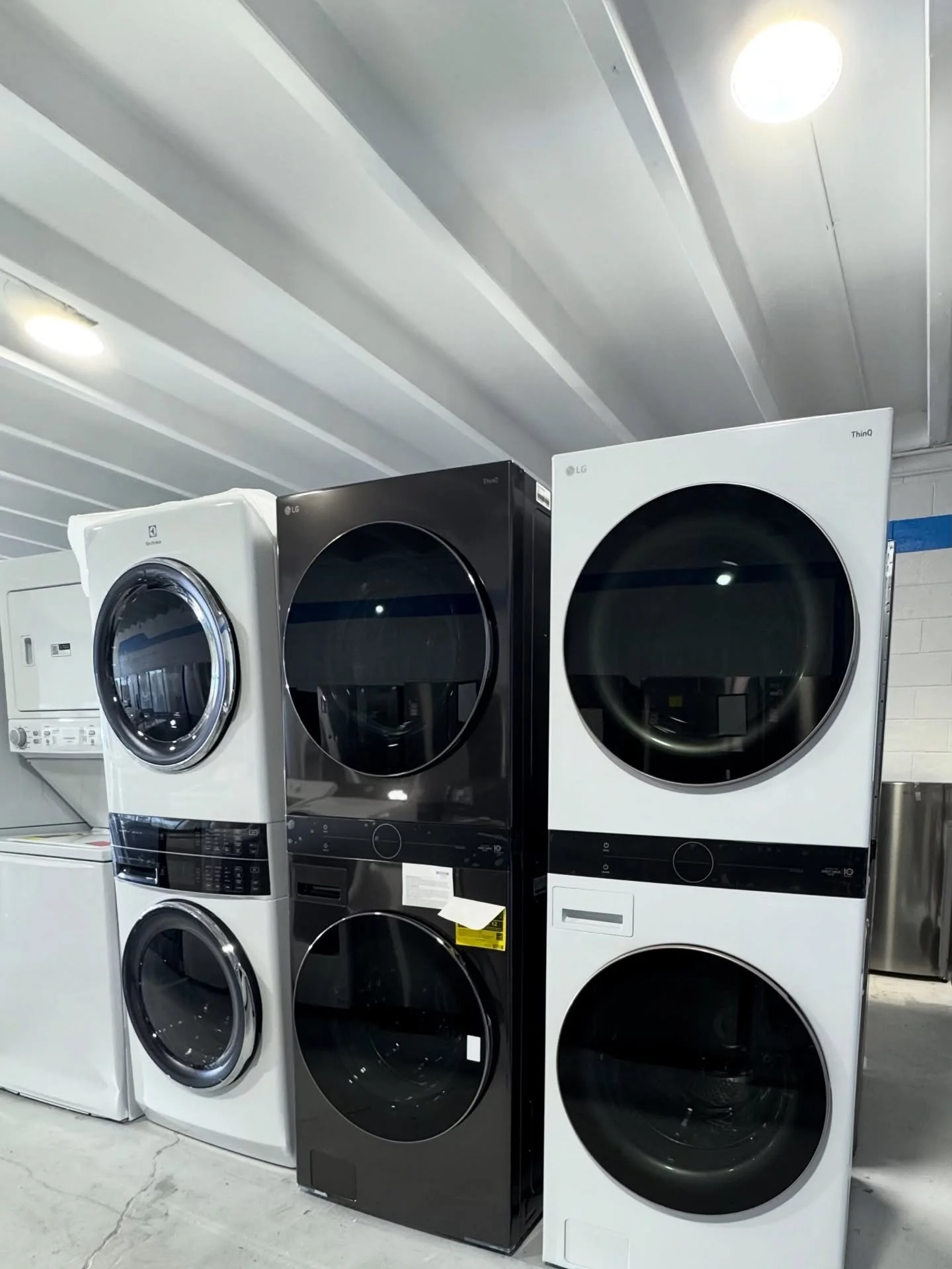 🌟Huge Savings on Scratch and Dent Appliances🌟
A wide variety of towers to choose from by all of your favorite brands! Come by and check out the savings!! 💵
✅ Up to 60% off retail price!
 🔧 1-Year Warranty Included
🚚 Delivery, Installation, &