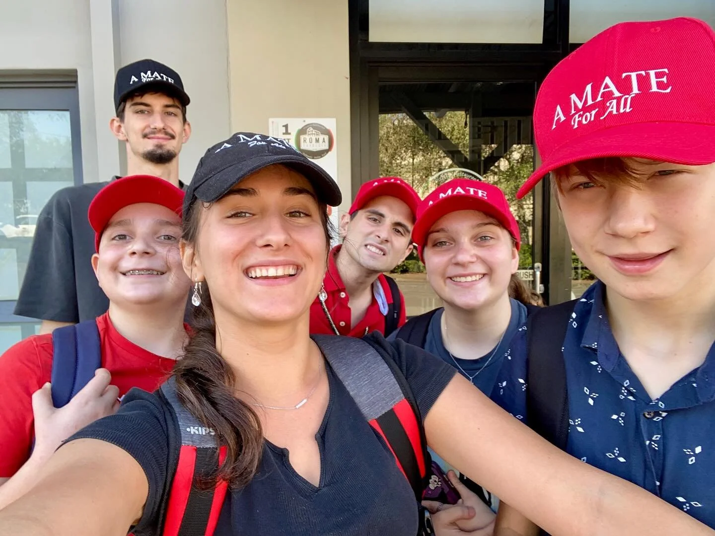 Squad goals activated! 🧢🐾💛
Rockin&rsquo; our A Mate For All hats and ready to take on the zoo &ndash; one roar at a time! 🦁🐒🐧
Big smiles, big energy, and even bigger friendships 💫
Let&rsquo;s go make wild memories together! 🚌📸

#AMateForAll 