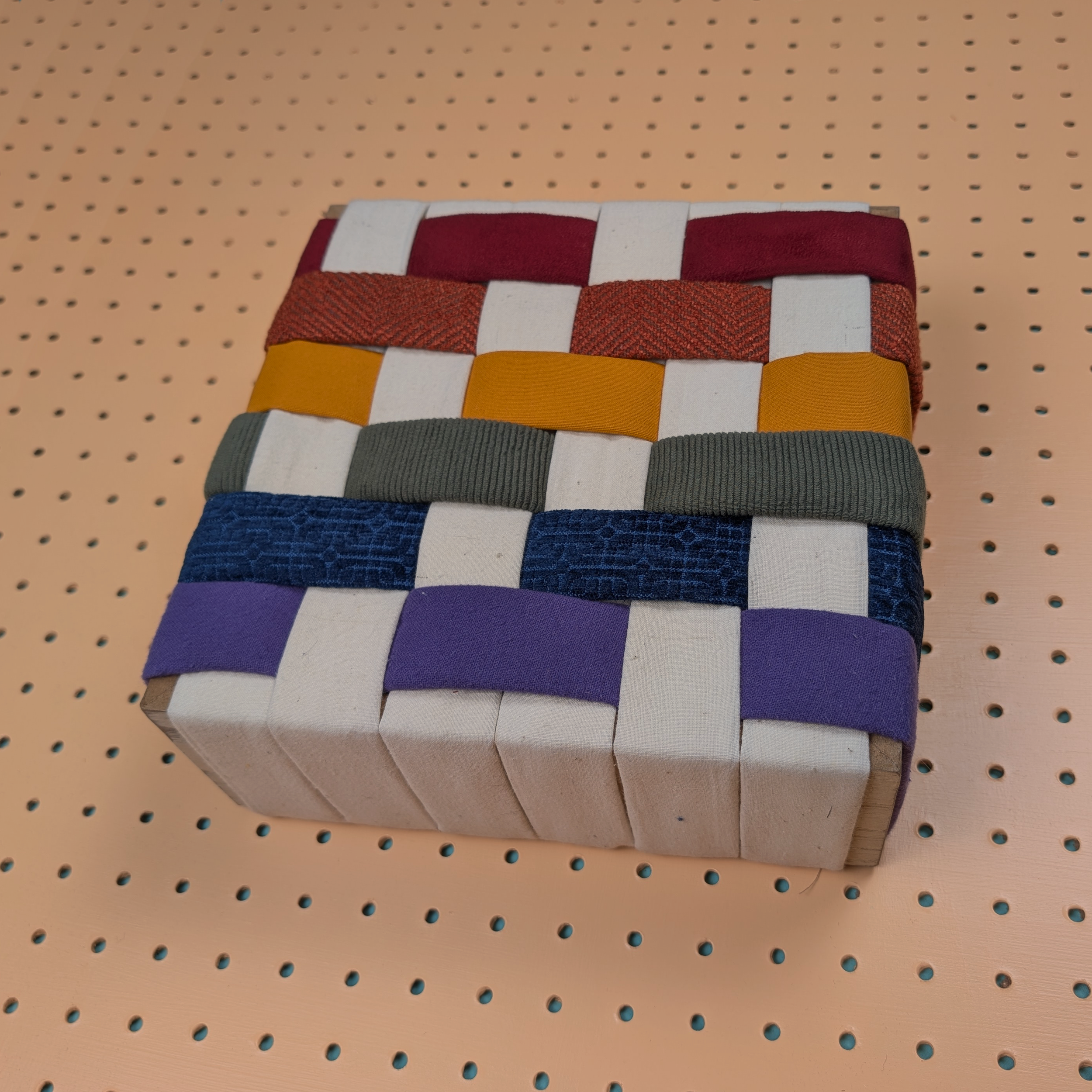 Pride No 29 Angle.png