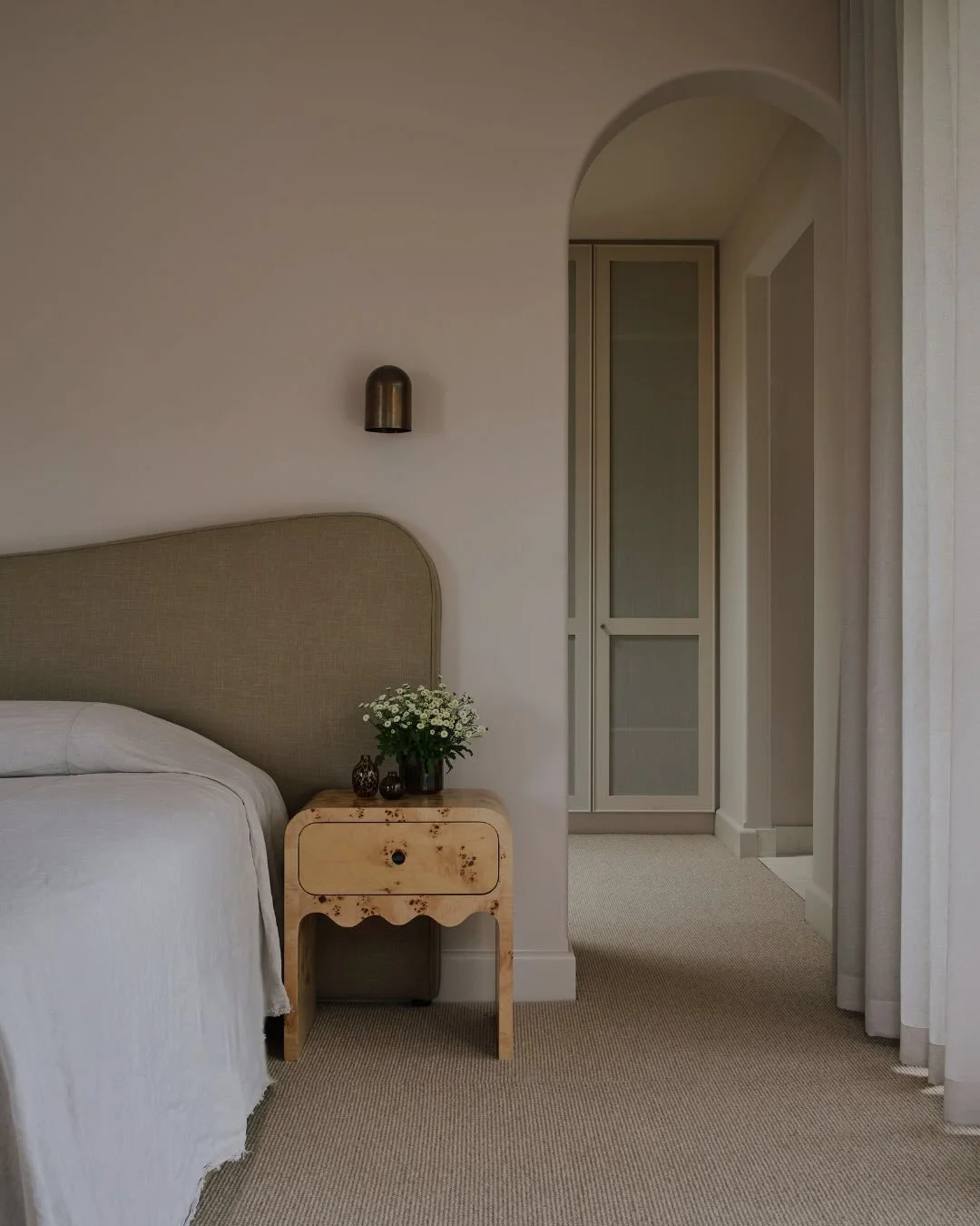 Where the day ends + everything slows ☁️

Project Willow&rsquo;s primary suite &ndash; a retreat designed for calm, connection and restoration the moment you enter

Layers of natural texture, soft curves and burl timber bring depth and warmth to ever