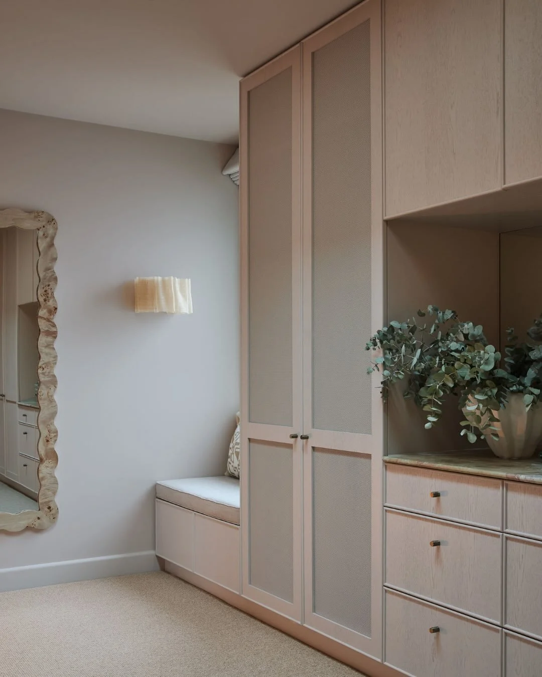 This robe 🤍

A space designed not just for storage, but for the quiet ritual of everyday life - getting dressed, winding down, the unhurried morning routine that sets the tone for the day ahead.

A well-designed wardrobe is one of the most underrate