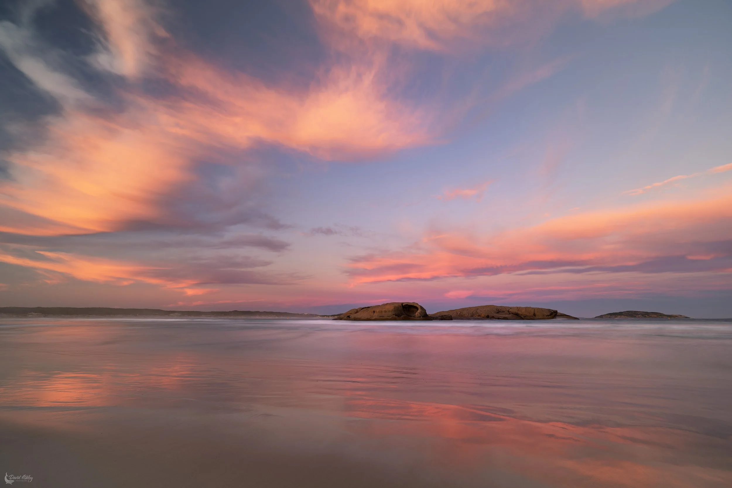 'Pretty in Pink'. sunrise at Twilight Beach. (TB05)