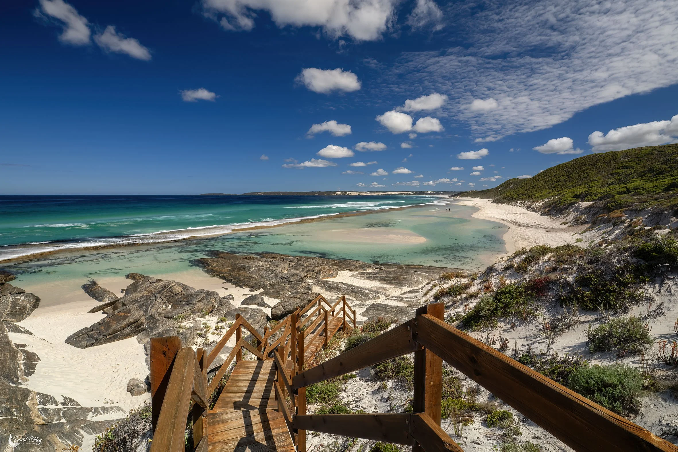 11 Mile Beach. (11MB01)