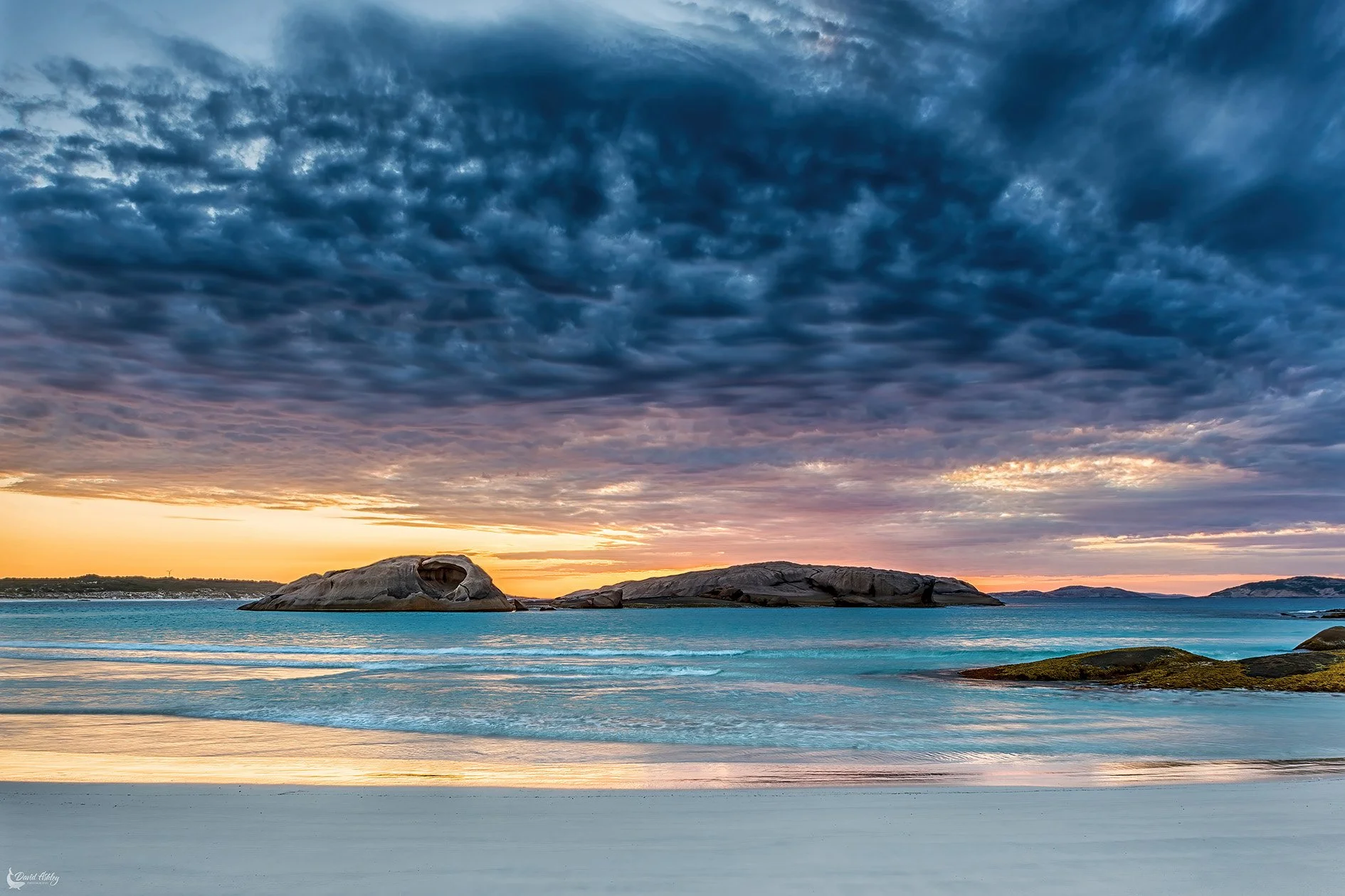 First light, Twilight Beach. (TB01)