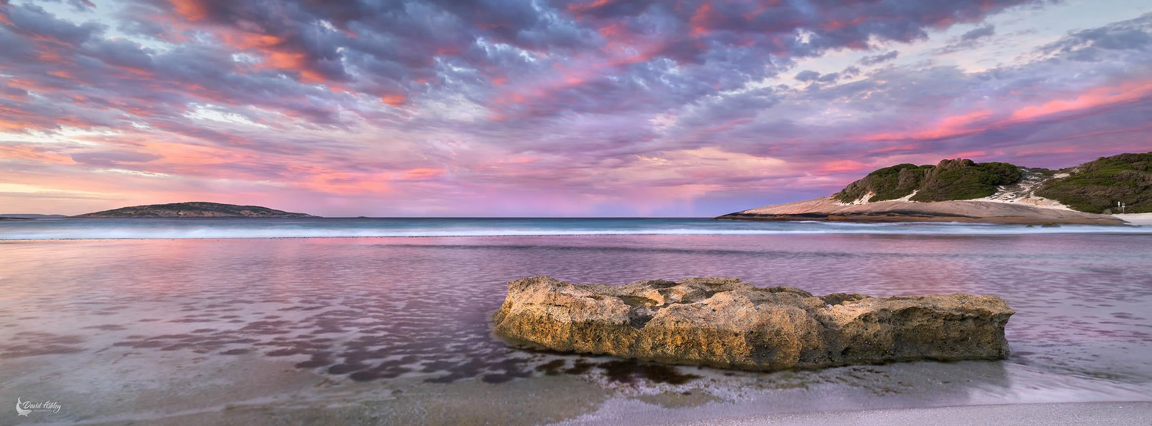 Pretty in Pink at Salmon Beach, Esperance. (SB10)