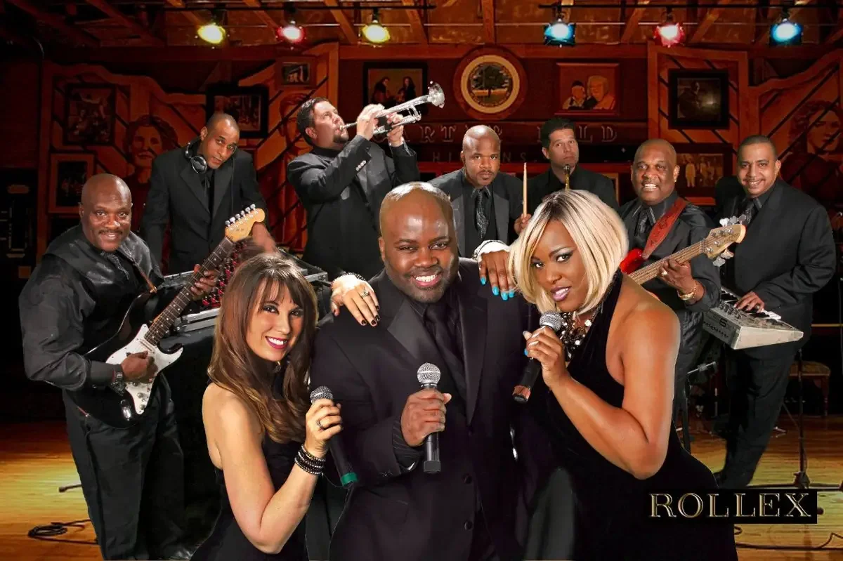 1360601790539-rollex2013newroom.webp