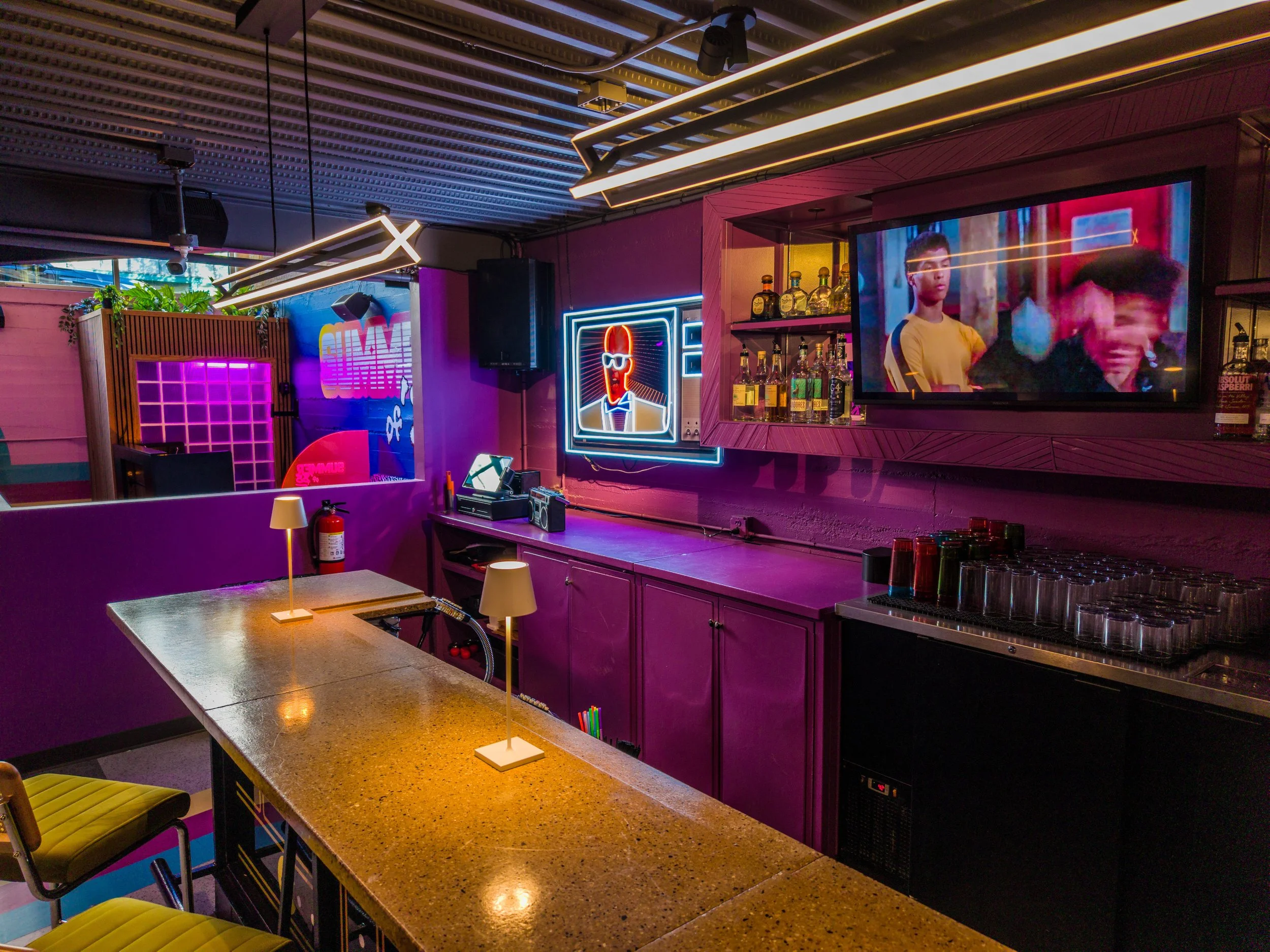 Reservations and Lounge Packages | Book Your Lounge Experience Now