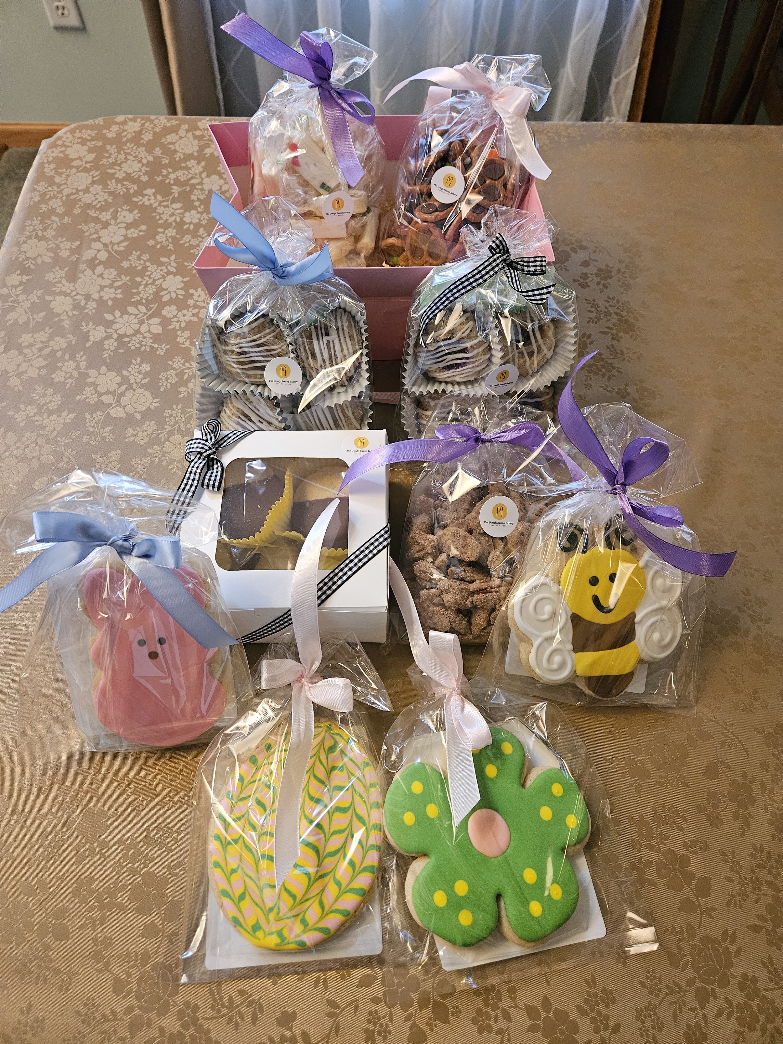 Gift basket contents.jpg