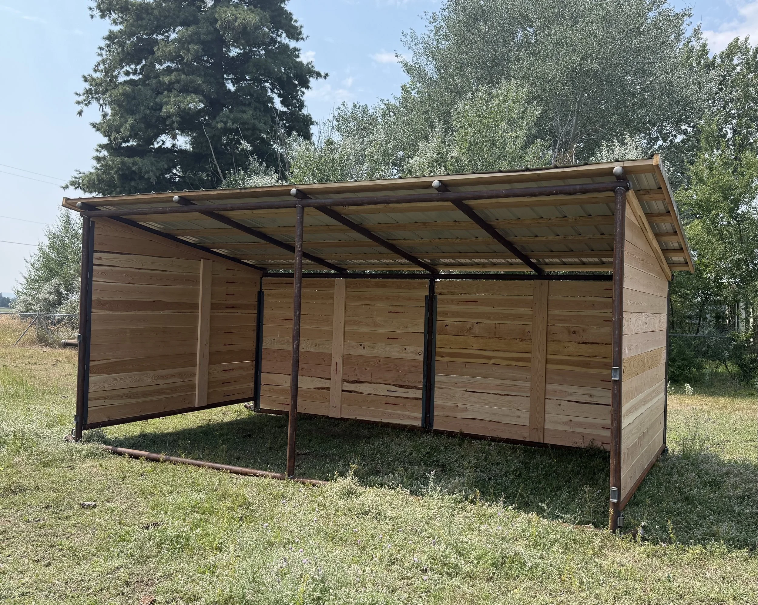 10x20' Loafing Shed