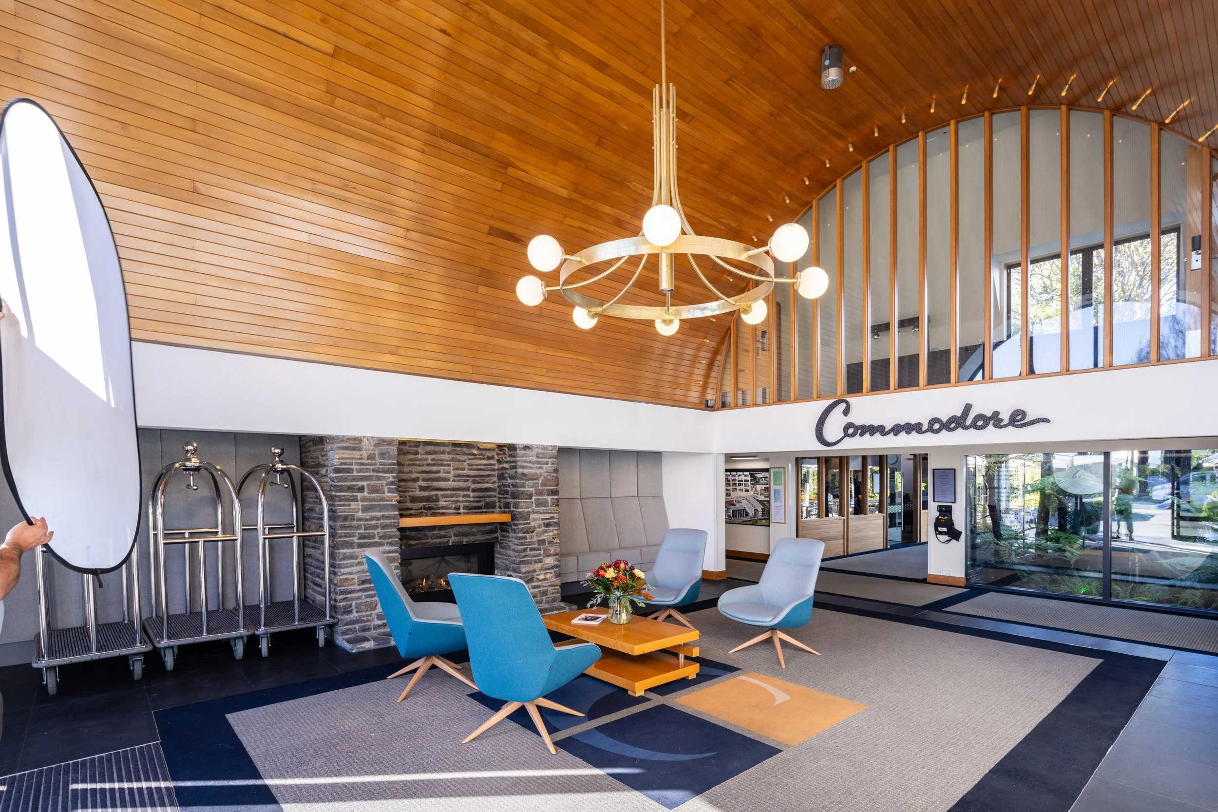 Commodore Lobby .jpg