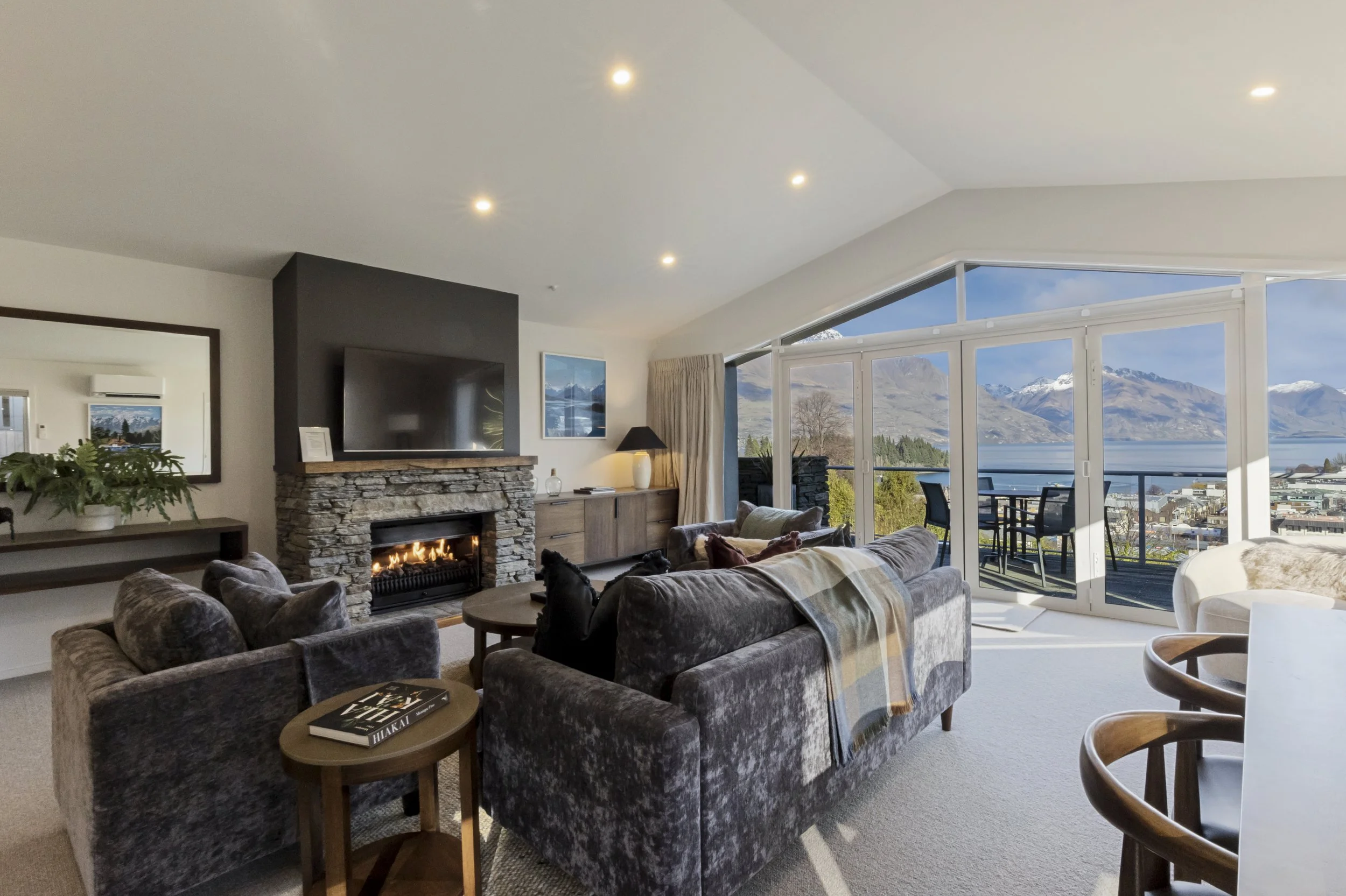 Apartment Lounge with Windows .jpg