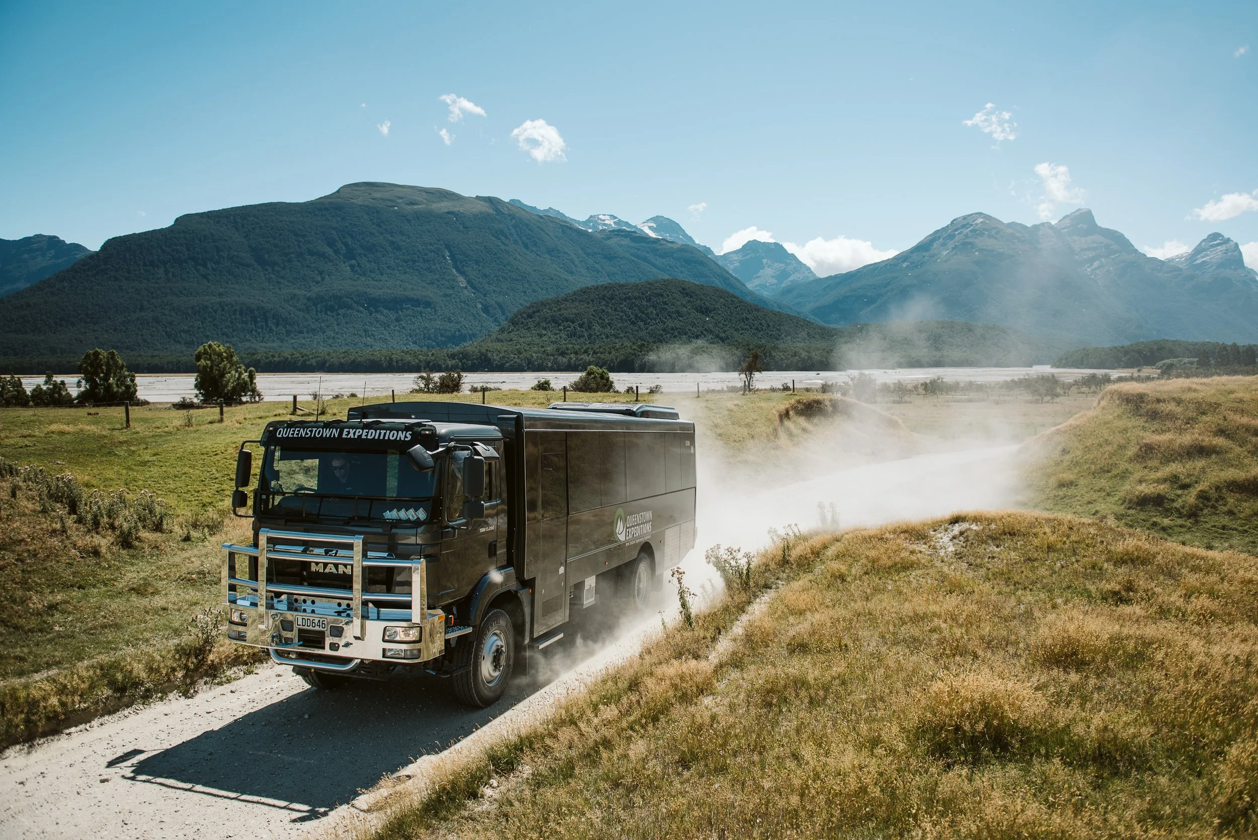 Queenstown: Queenstown Expeditions