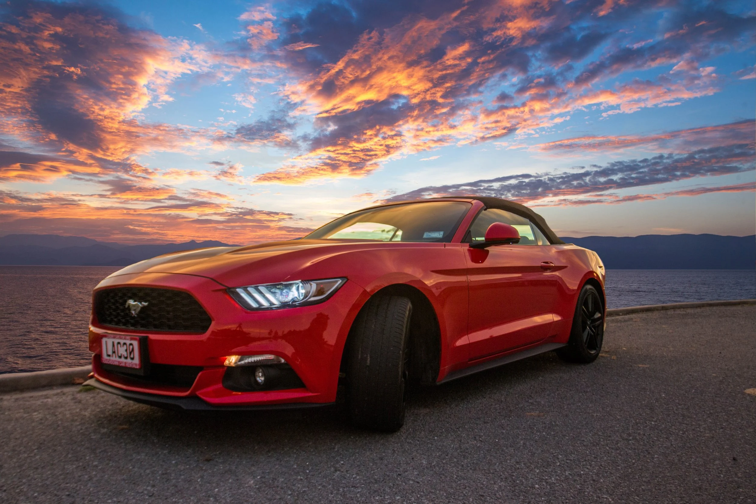 Christchurch & Queenstown: Touchdown Boutique Car Rentals