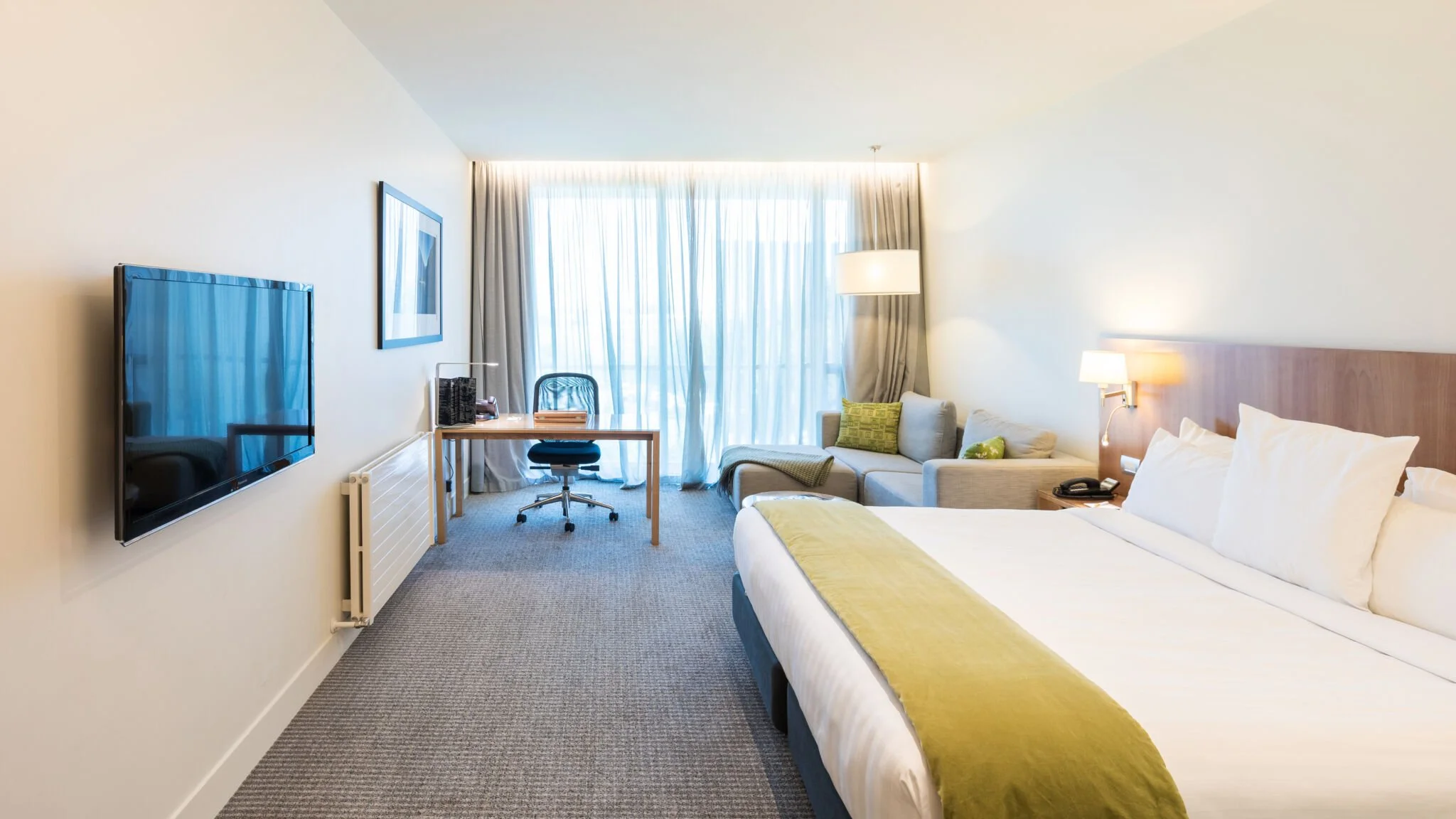 Business Level Rooms.jpg