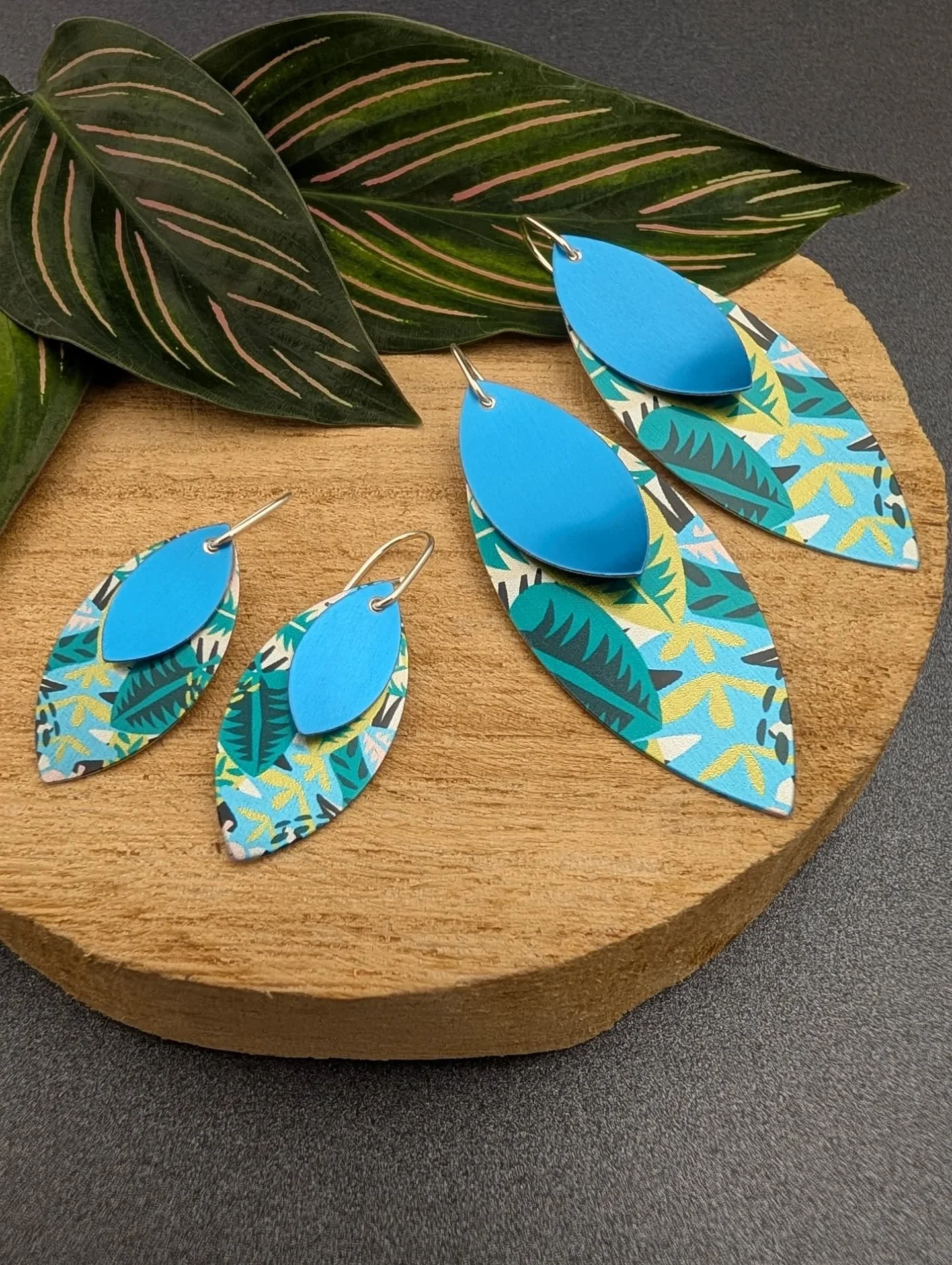 COMING SOON - new Tropics collection
Simple shapes, bold colours, layered patterns

Artwork by TiffTuff 
Licenced via @creativemarket