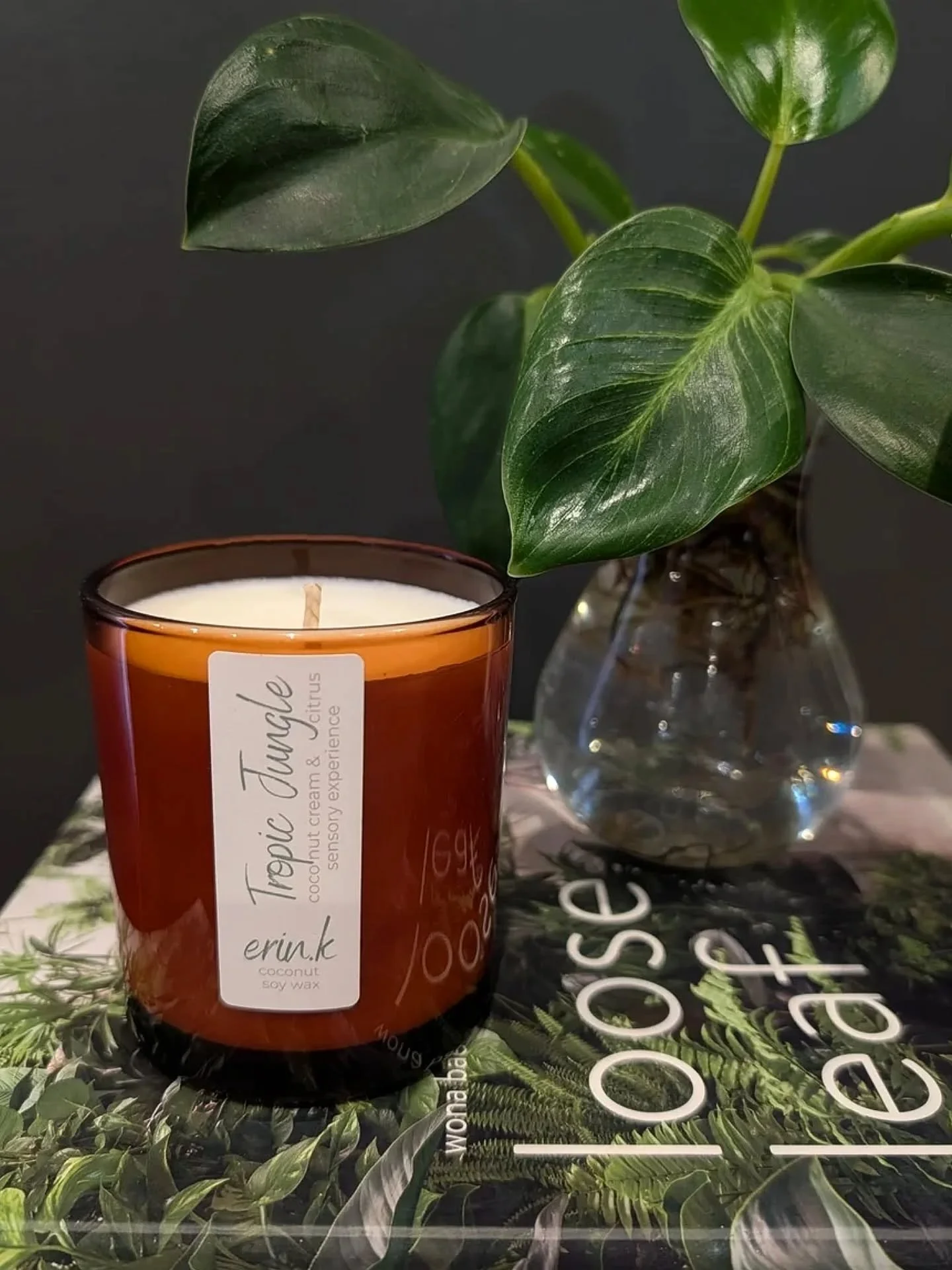 NOW AVAILABLE - enjoy a sensory experience with our small batch, coconut soy wax candles.

Beautifully gift boxed 🎁

Now available online erink.com.au