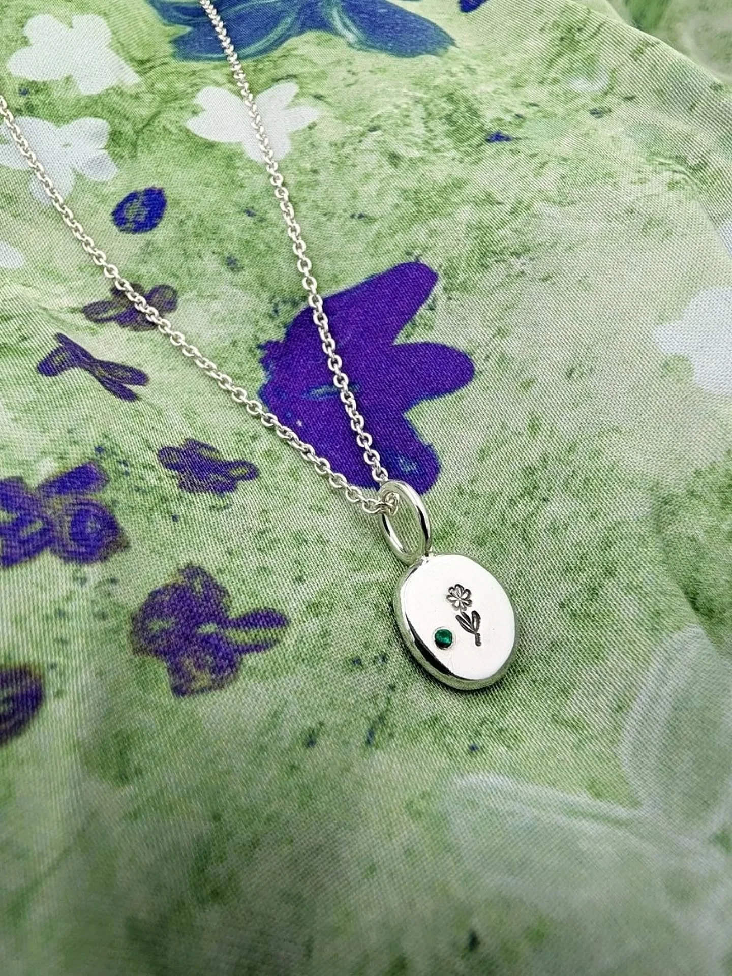 FLOWERS THAT LAST FOREVER 🌼 two new recycled silver, stamped pendants now available.