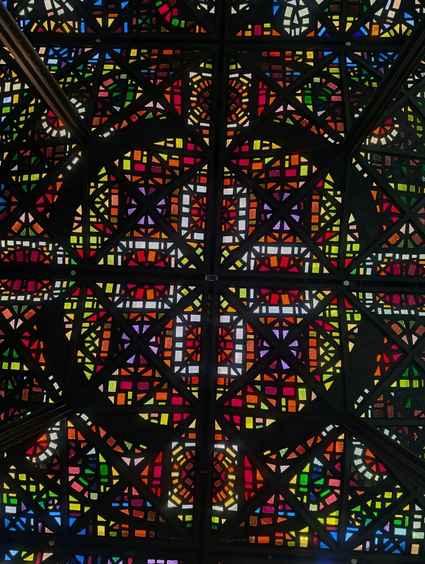 NGV stained glass ceiling! I think I'll be adding this design to my Melbourne Icons collection.

Hopefully I have time to get in the studio these school holidays and do some test printing.