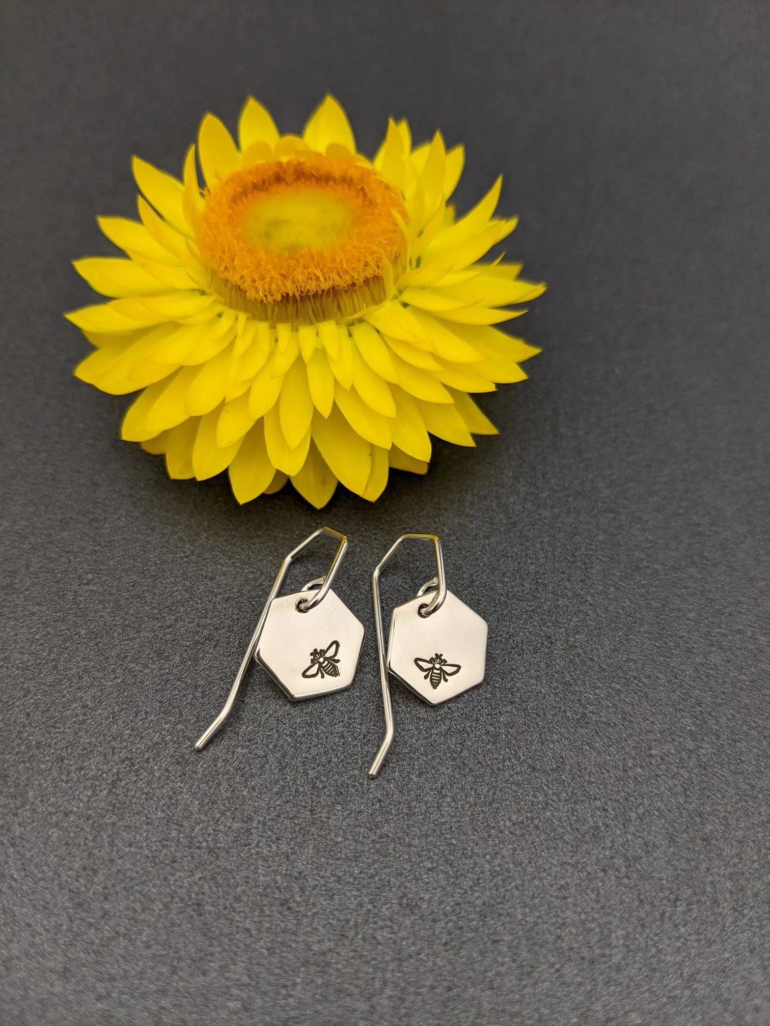 GARDEN GLORY - Tiny Bee stamped earrings