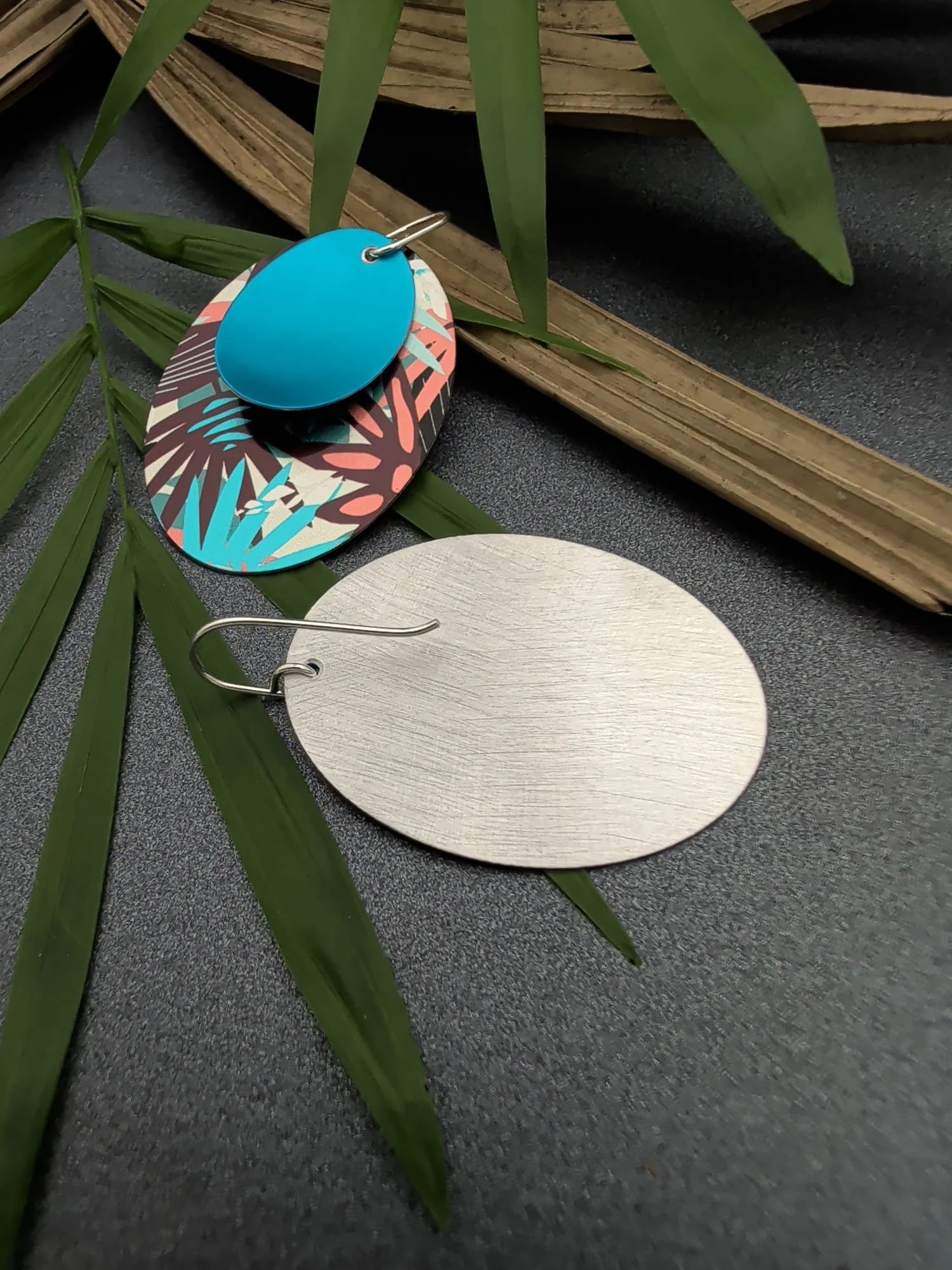 aqua-palmleave-earrings (4).jpg