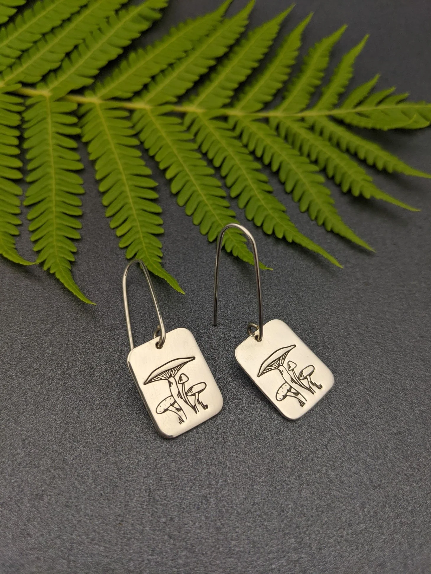 GARDEN GLORY - Fungi stamped earrings