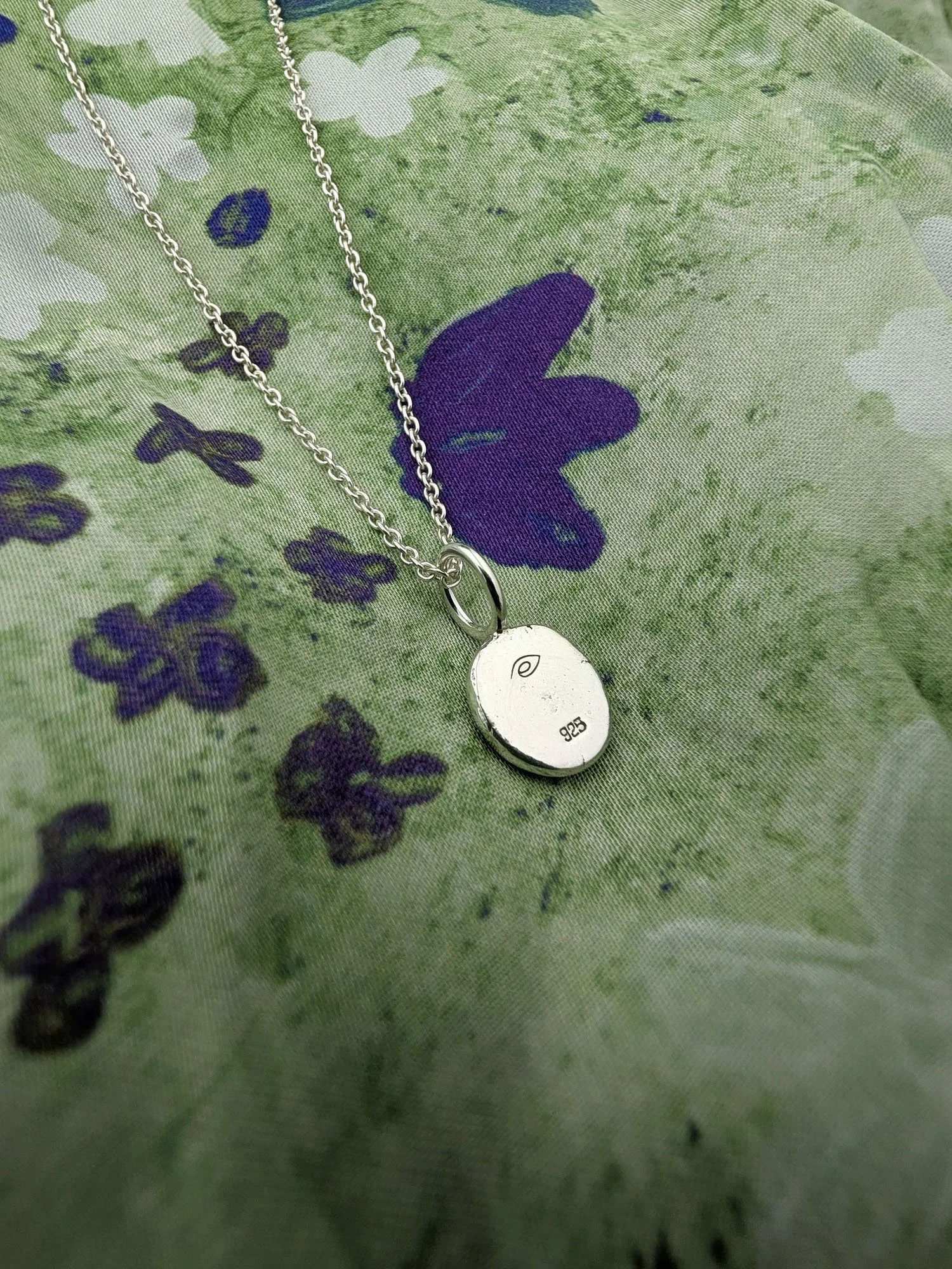 flower-emerald-necklace (1).jpg