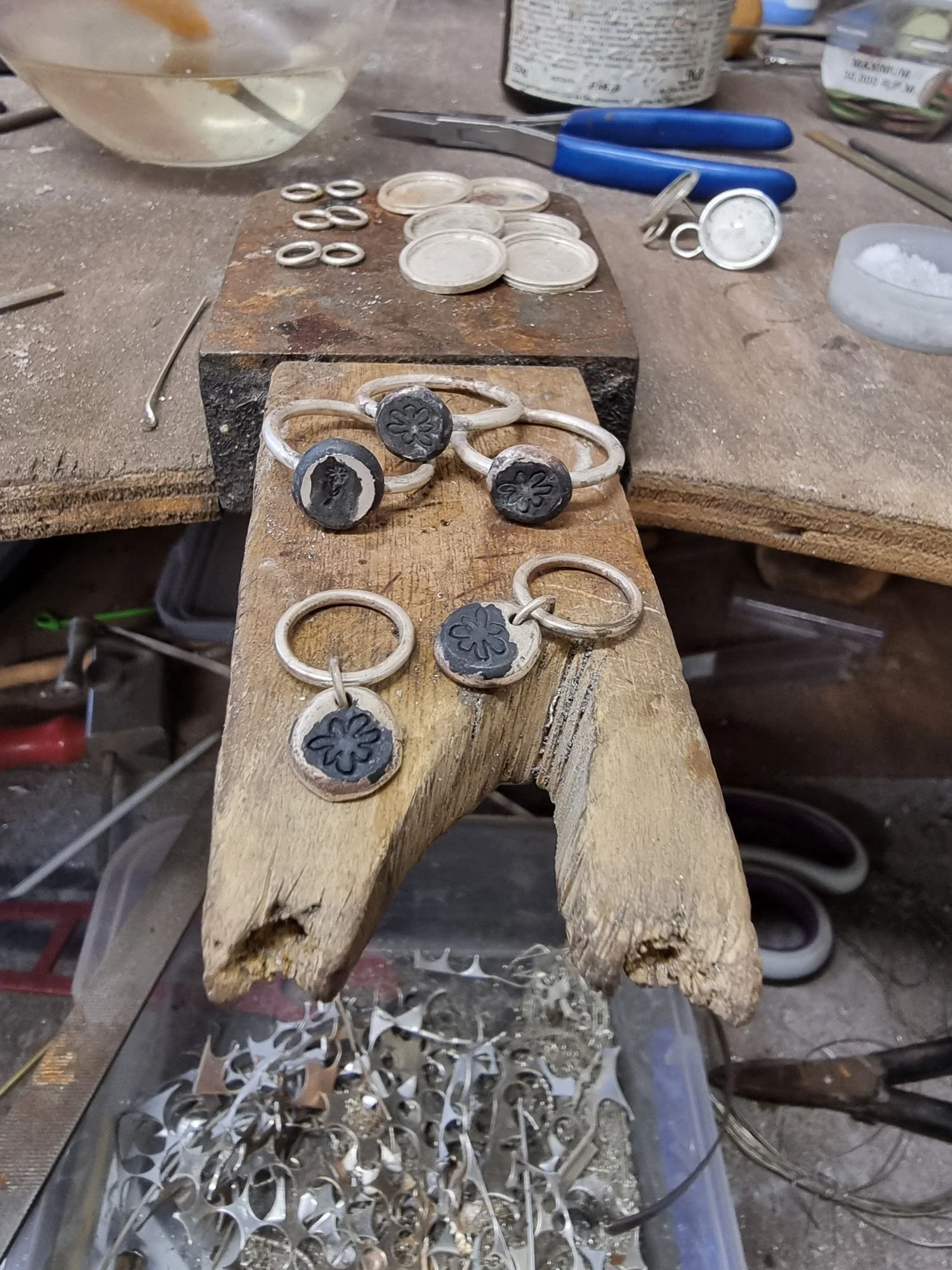 jewellery-making-process (17).jpg (Copy) (Copy)