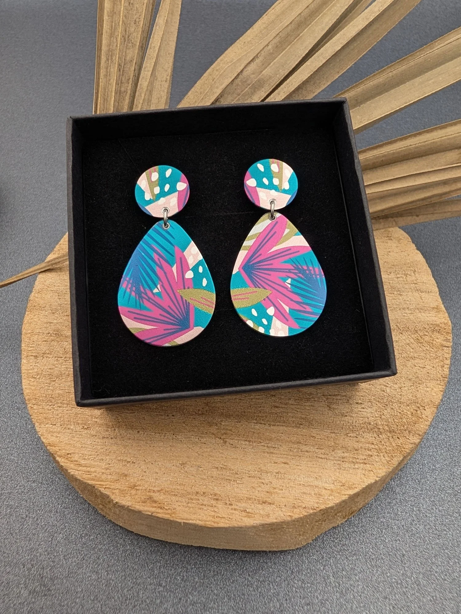 pink-palm-leaf-earrings (1).jpg