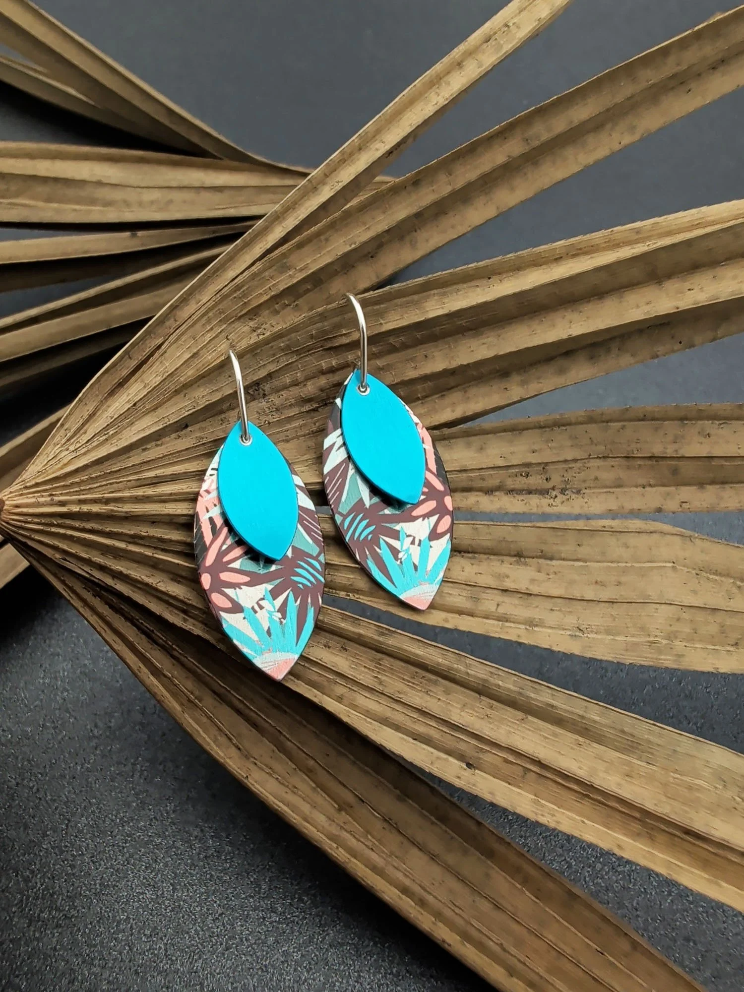 aqua-palmleave-earrings (10).jpg
