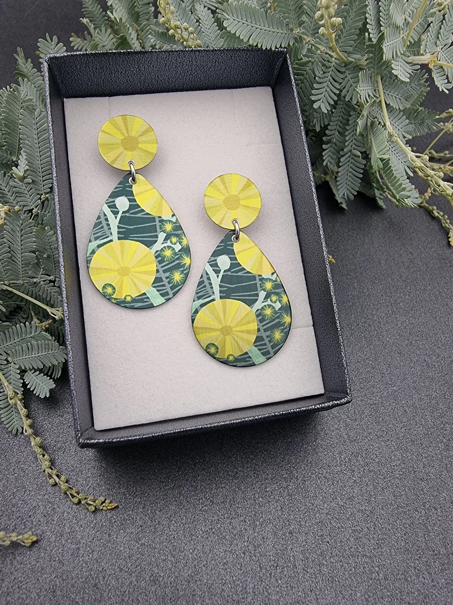 BUSH WALK – Wattle teardrop studs